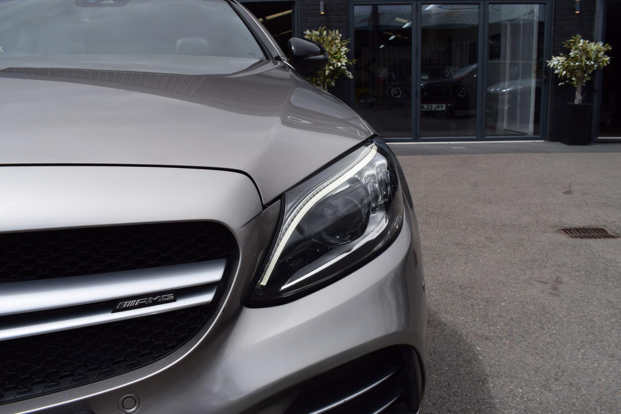 Mercedes-Benz C Class view 56