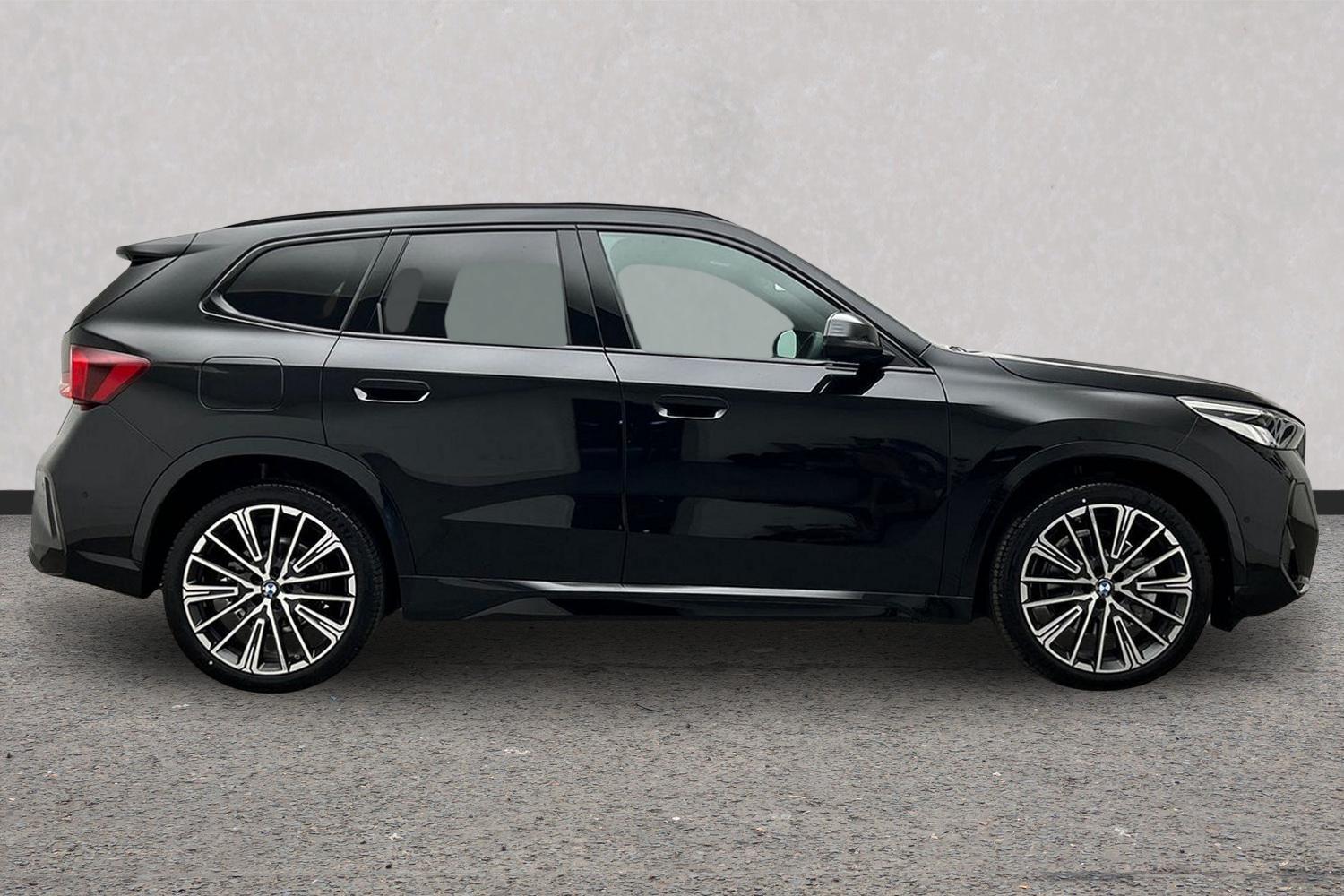 BMW X1 view 3