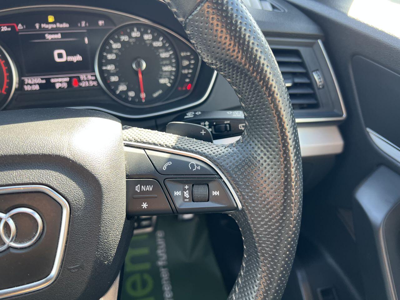 Audi Q5 view 64