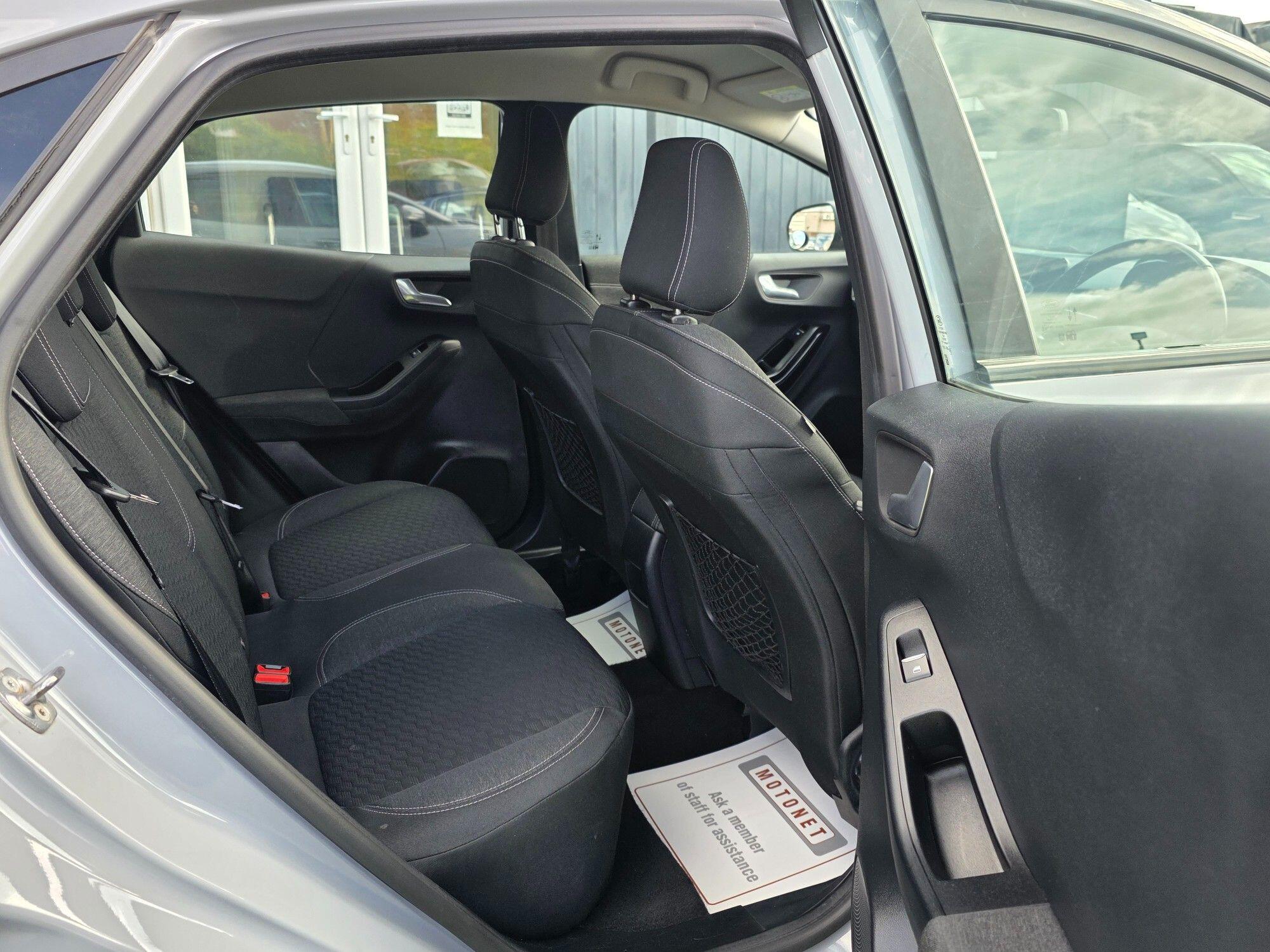 Ford Puma view 14