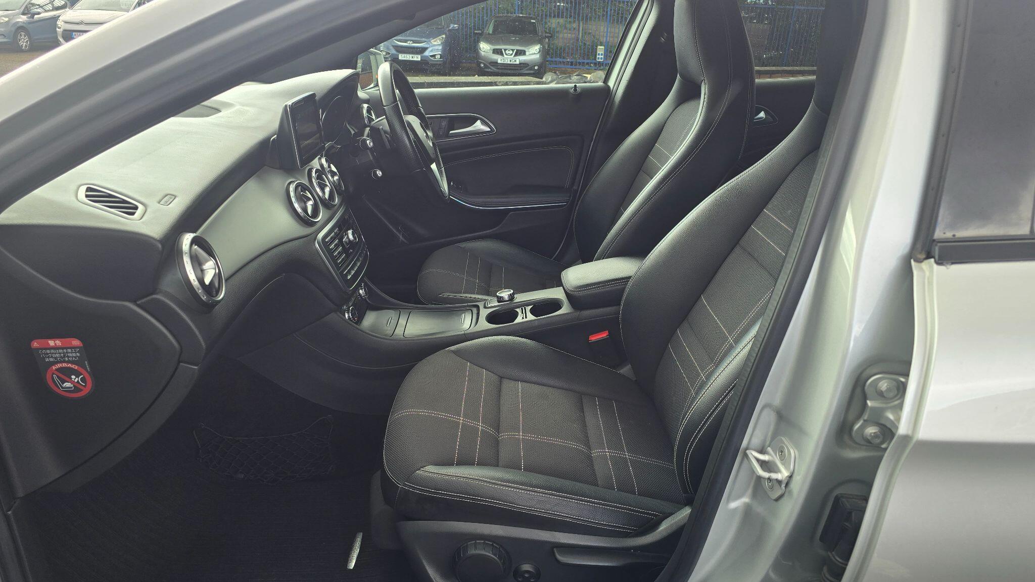 Mercedes-Benz GLA view 6