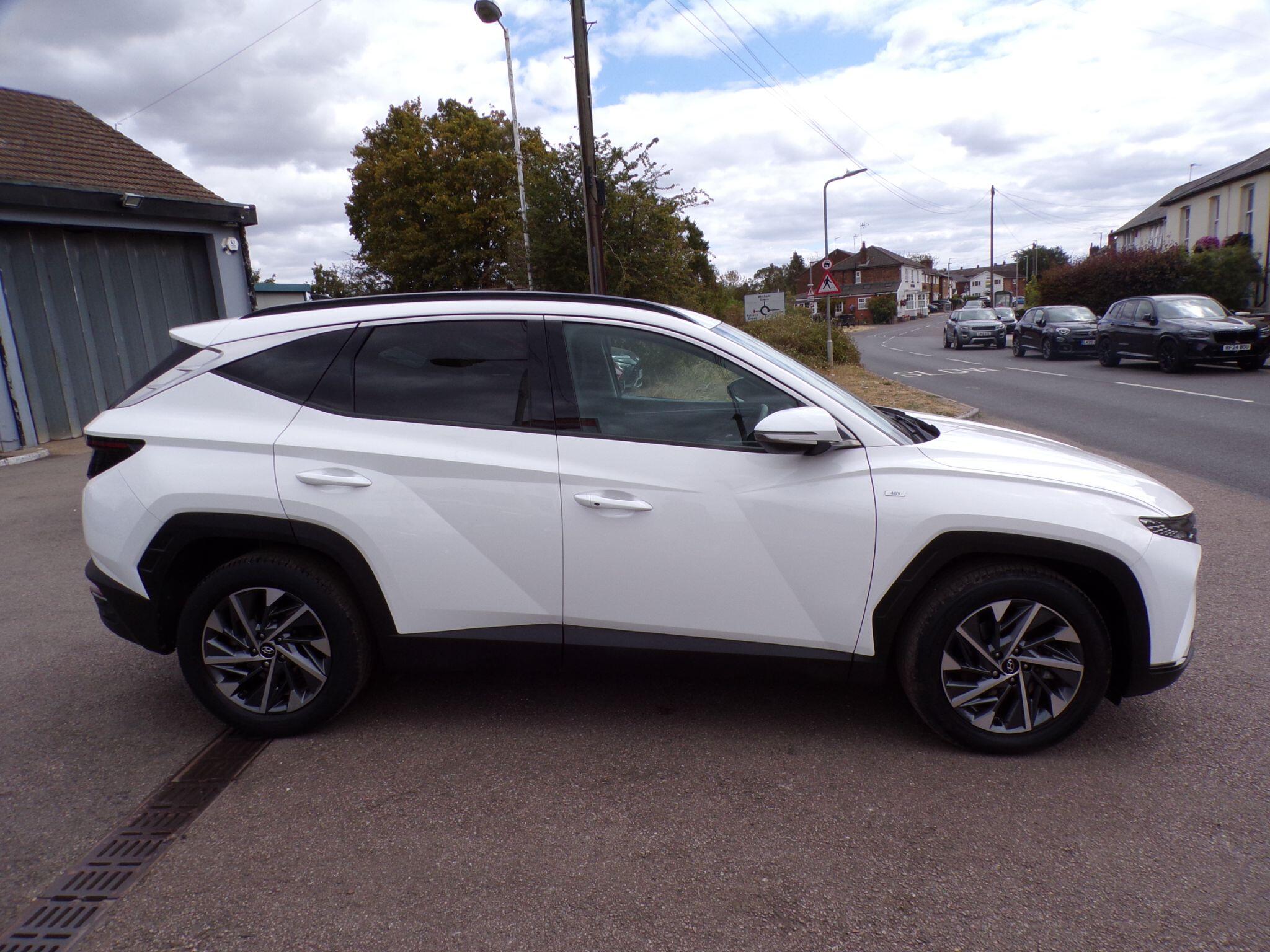 Hyundai Tucson view 9