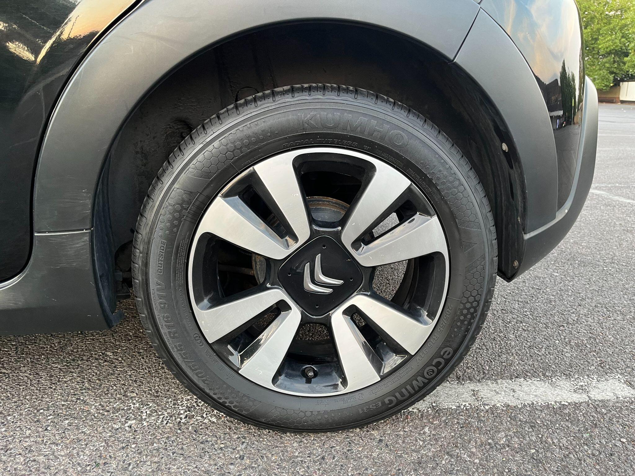 Citroen C3 view 12