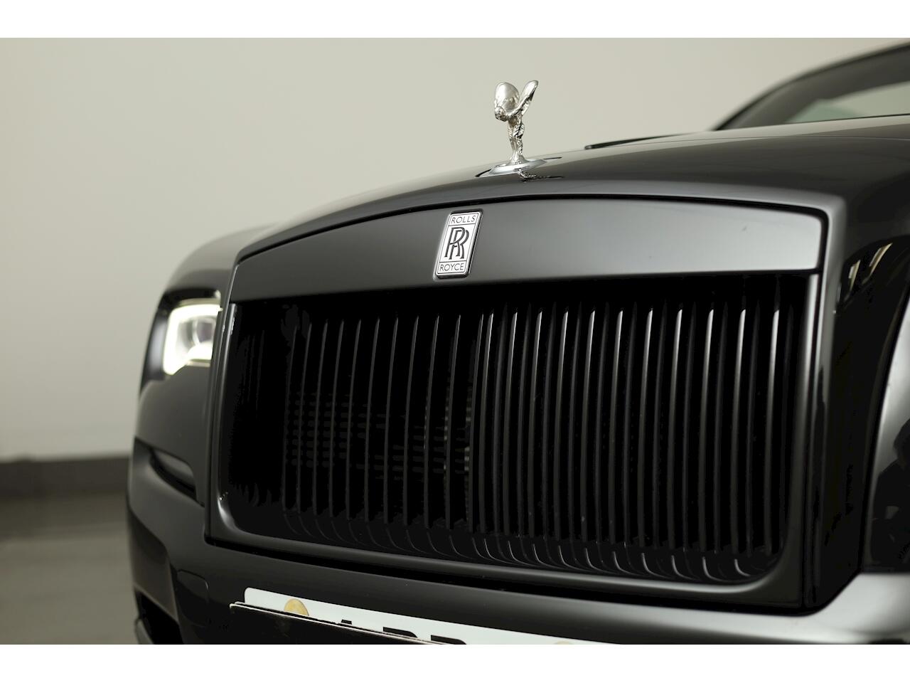 Rolls-Royce Dawn view 14
