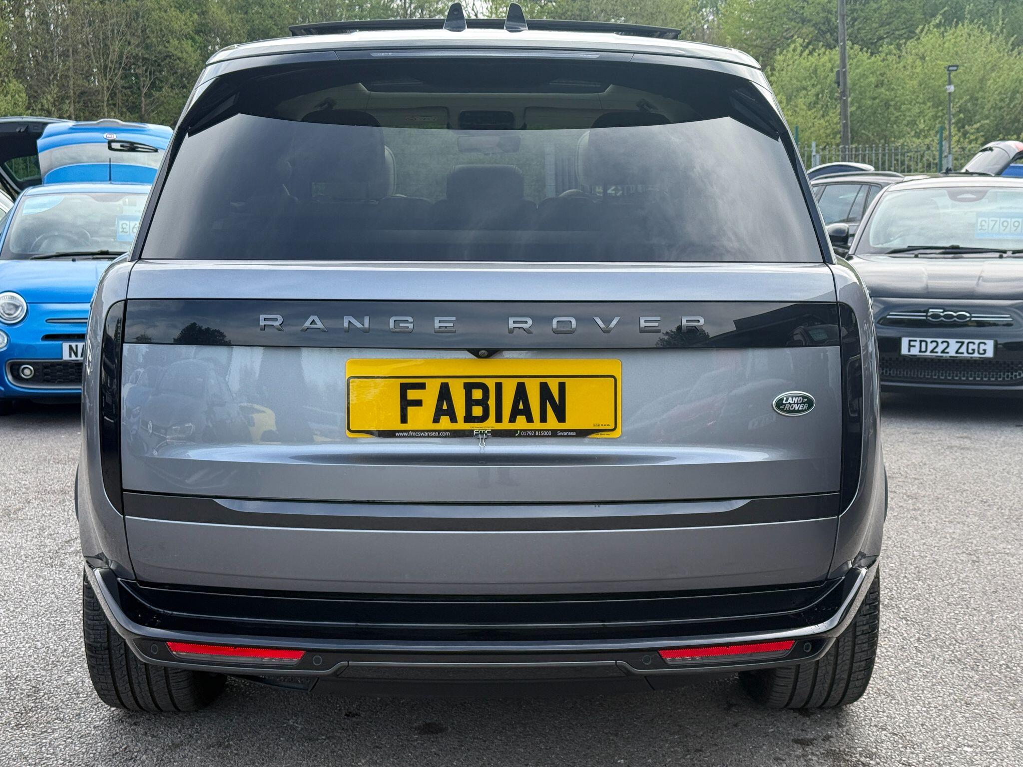 Land Rover Range Rover view 8