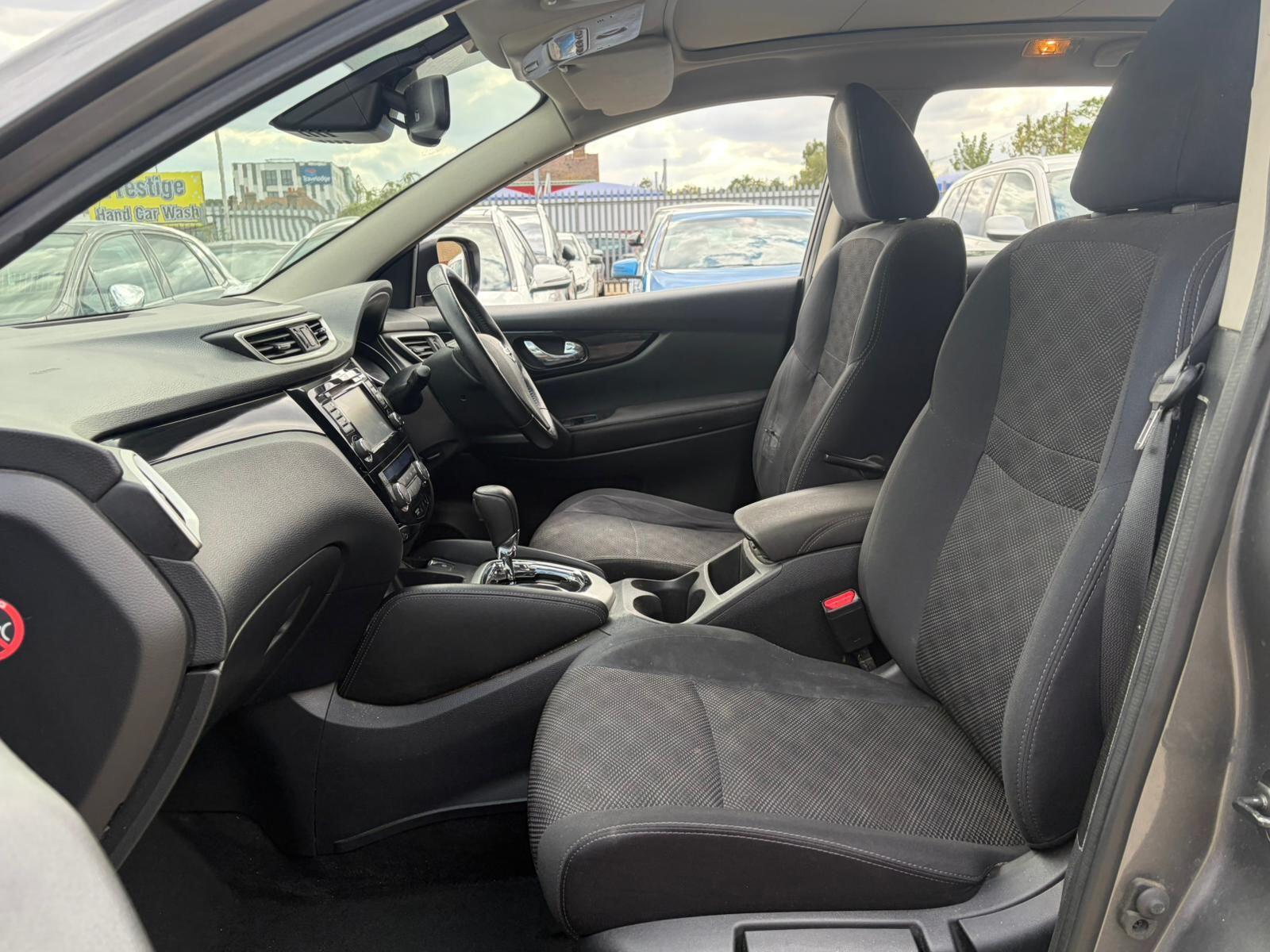 Nissan Qashqai view 18