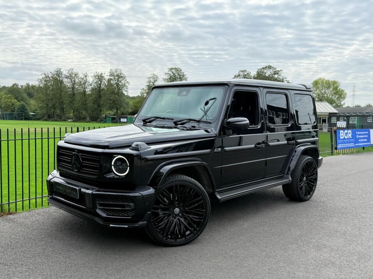 Mercedes-Benz G-Class view 3