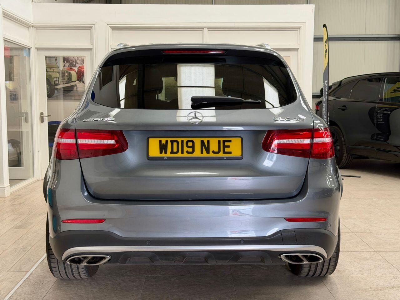 Mercedes-Benz GLC view 16