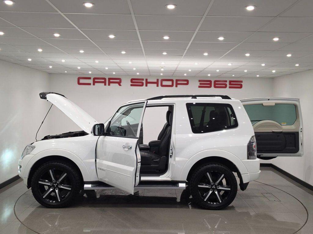 Mitsubishi Shogun view 54