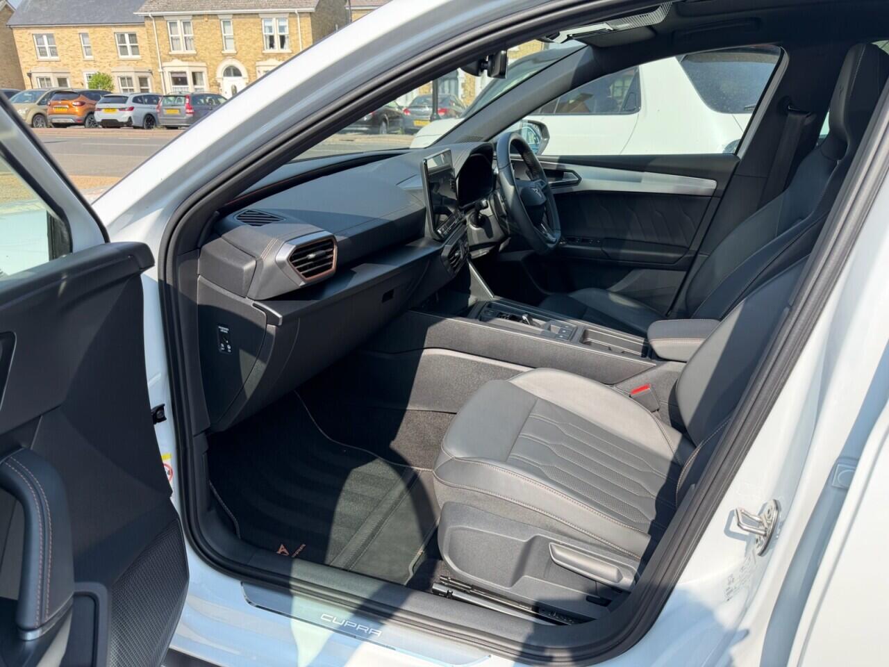 Cupra Leon view 16