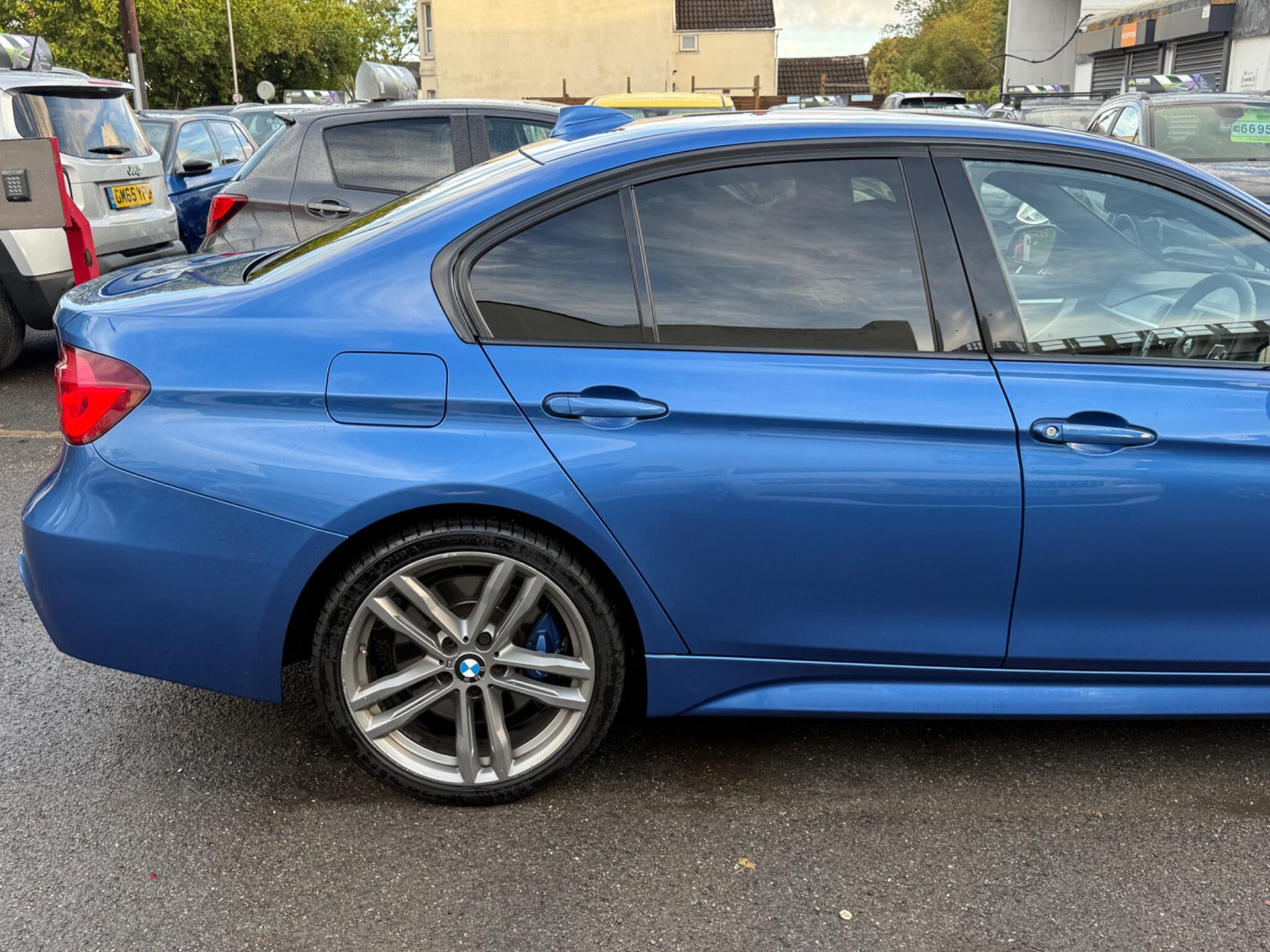 BMW 3 Series - Image 21