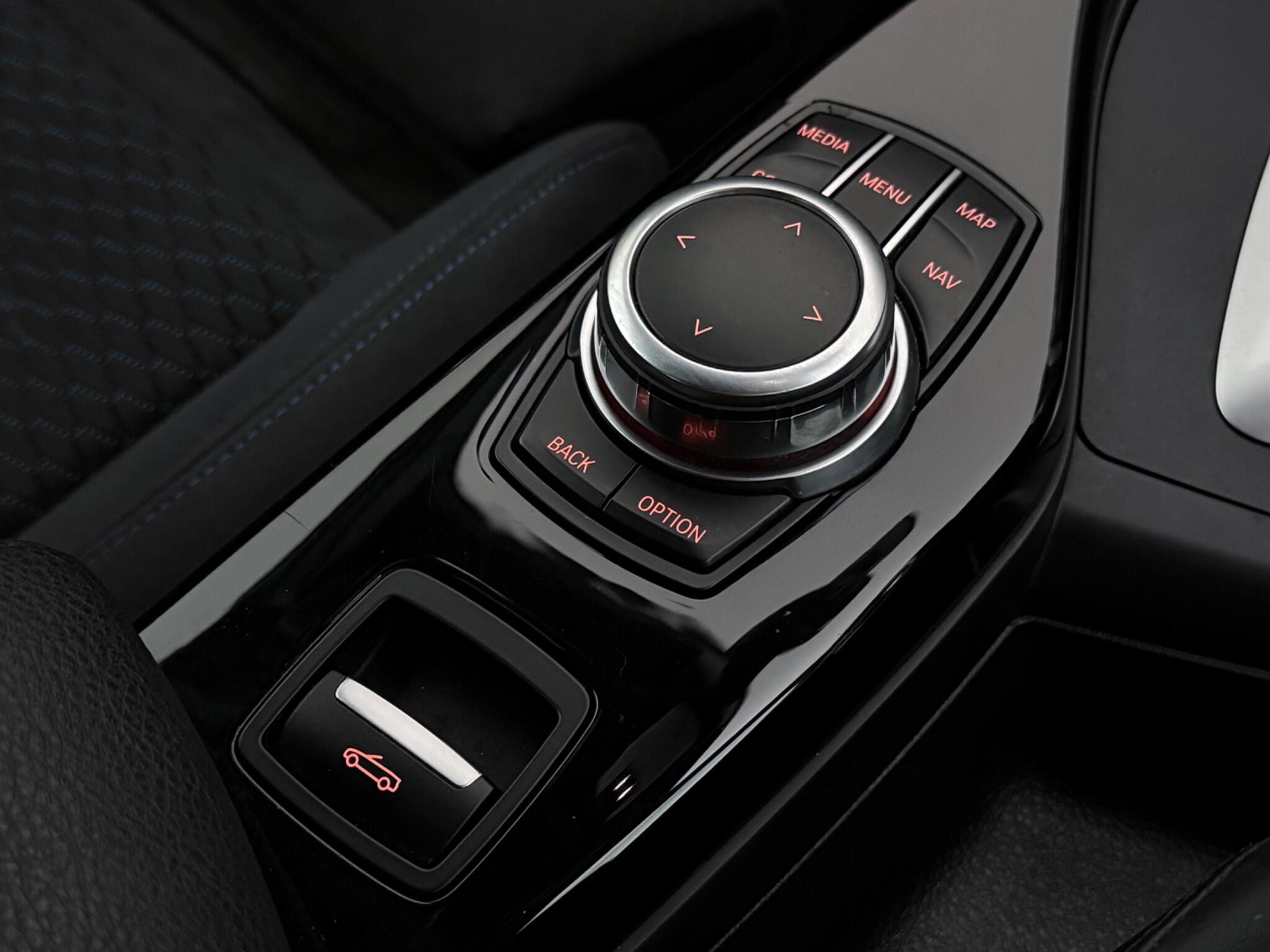 BMW 2 Series view 22