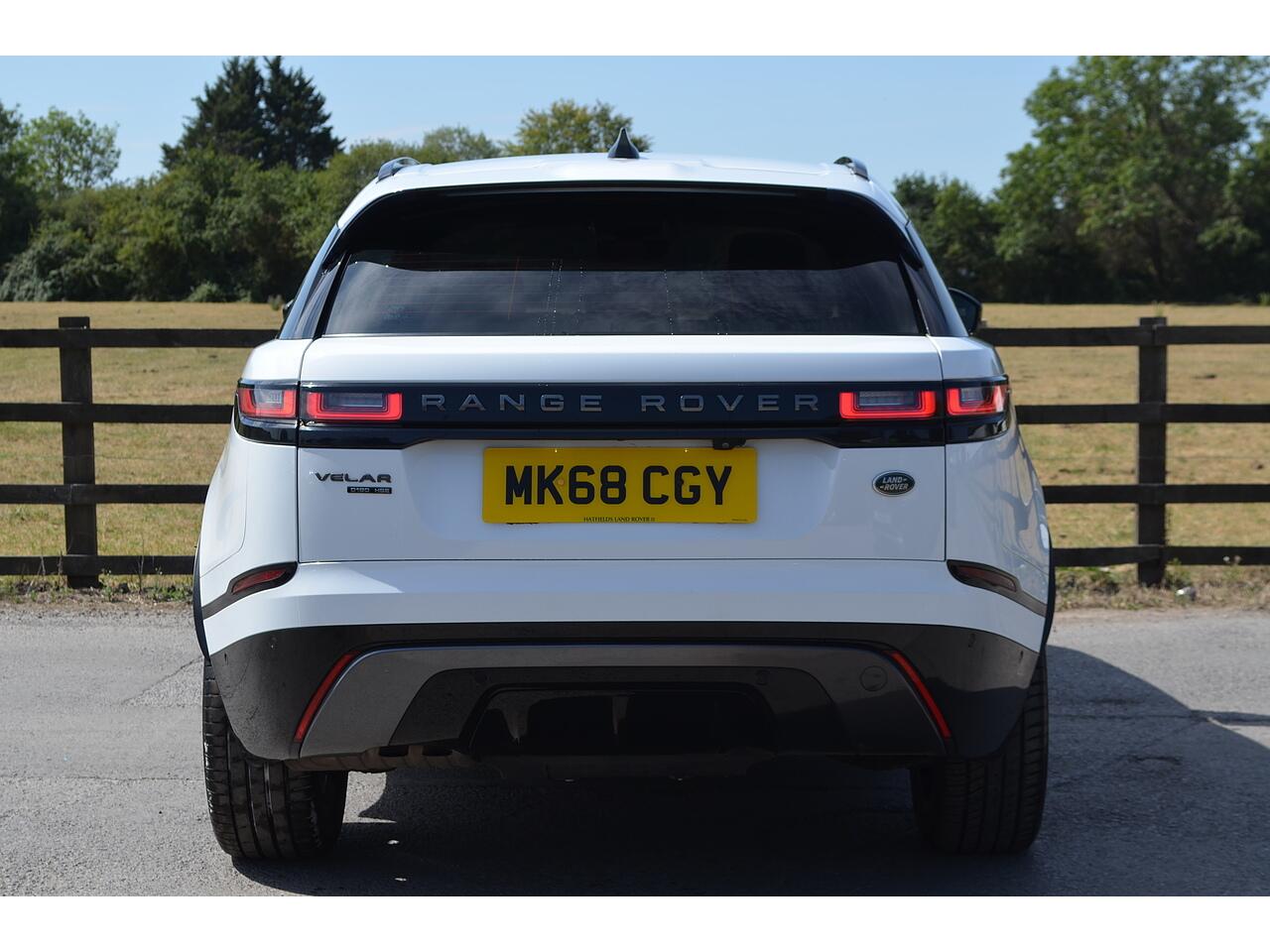 Land Rover Range Rover Velar view 8