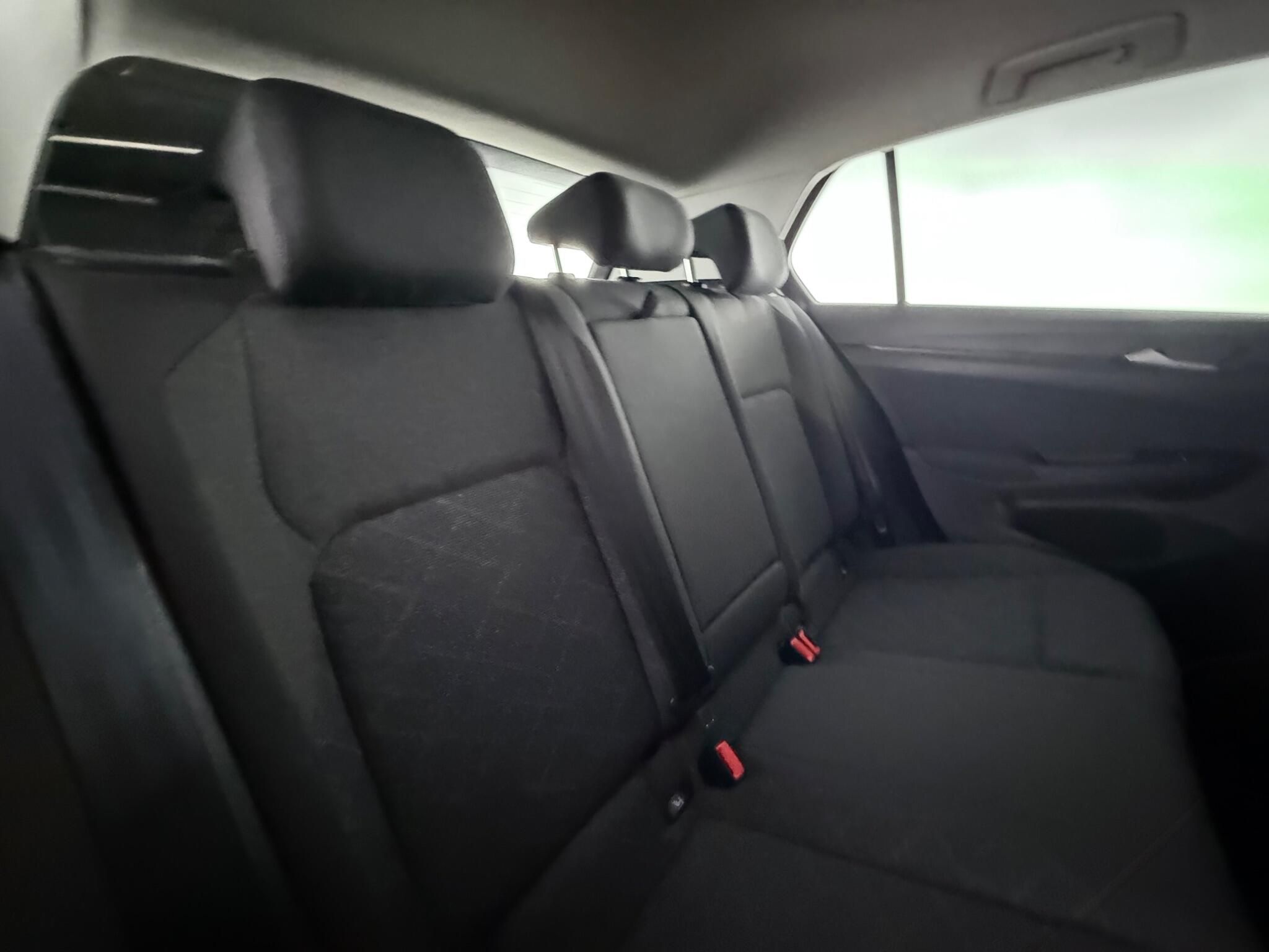 Volkswagen Golf view 31