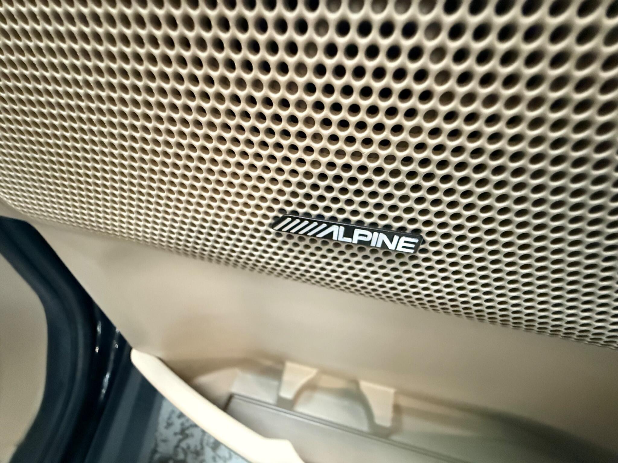 Land Rover Freelander view 25