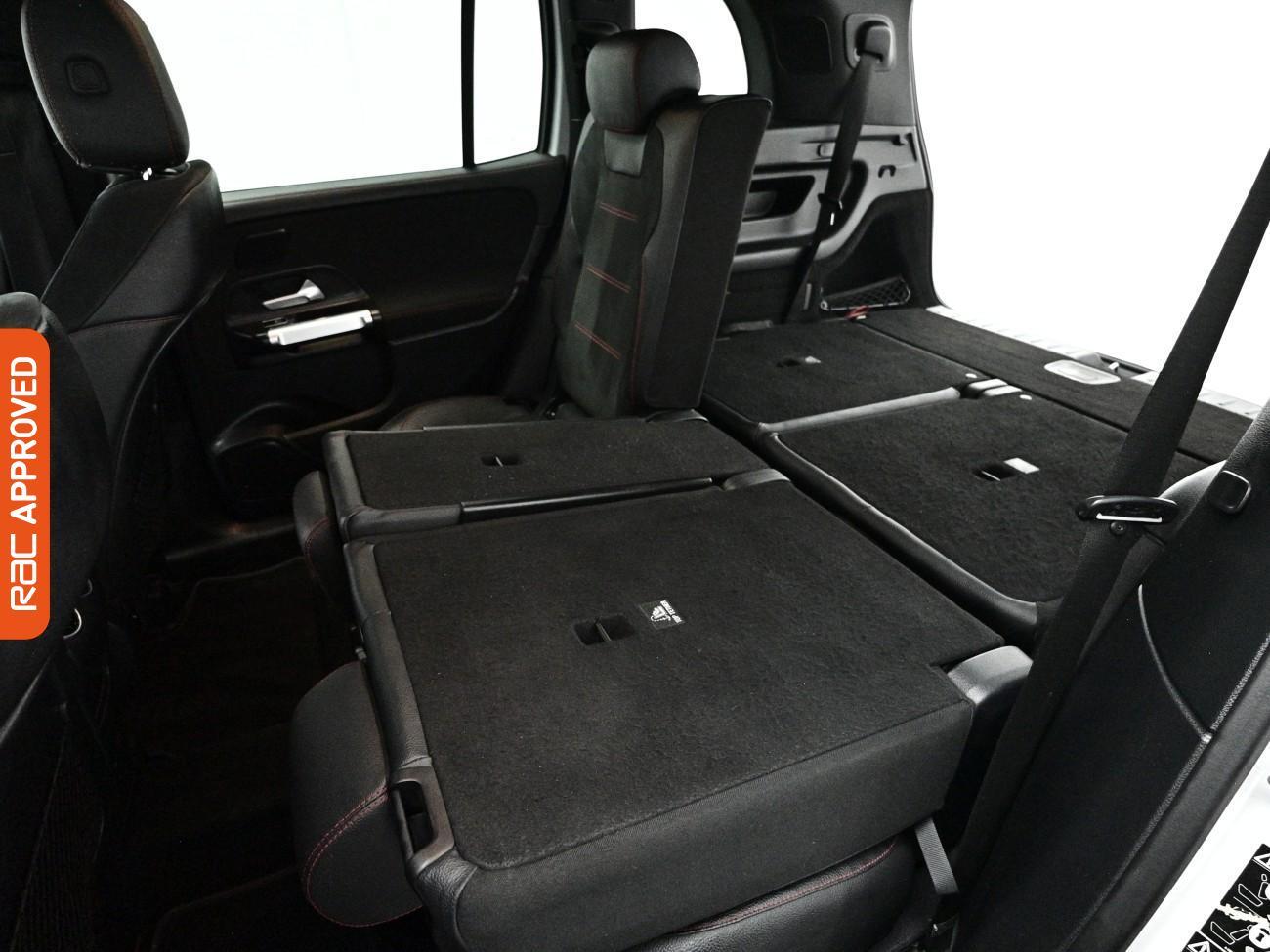 Mercedes-Benz GLB view 26
