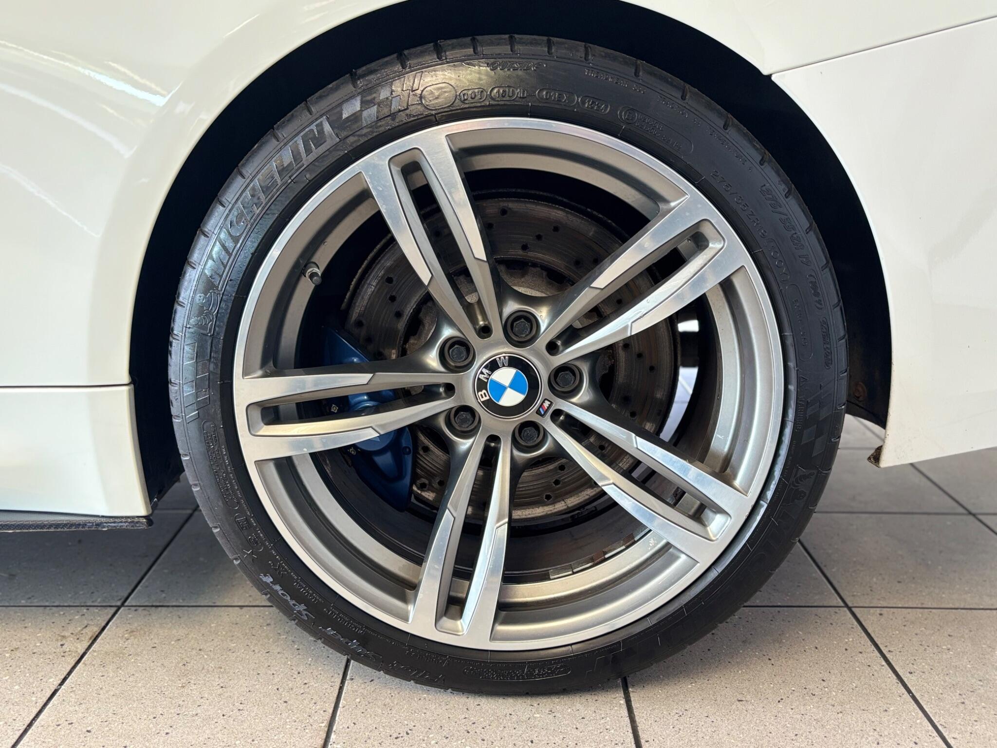 BMW M4 view 17