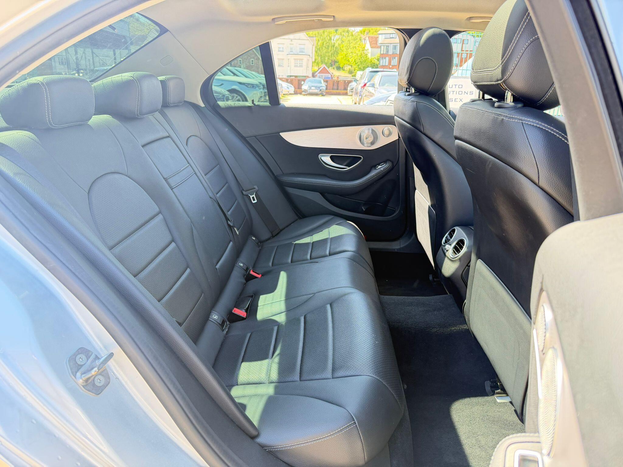 Mercedes-Benz C-Class view 12