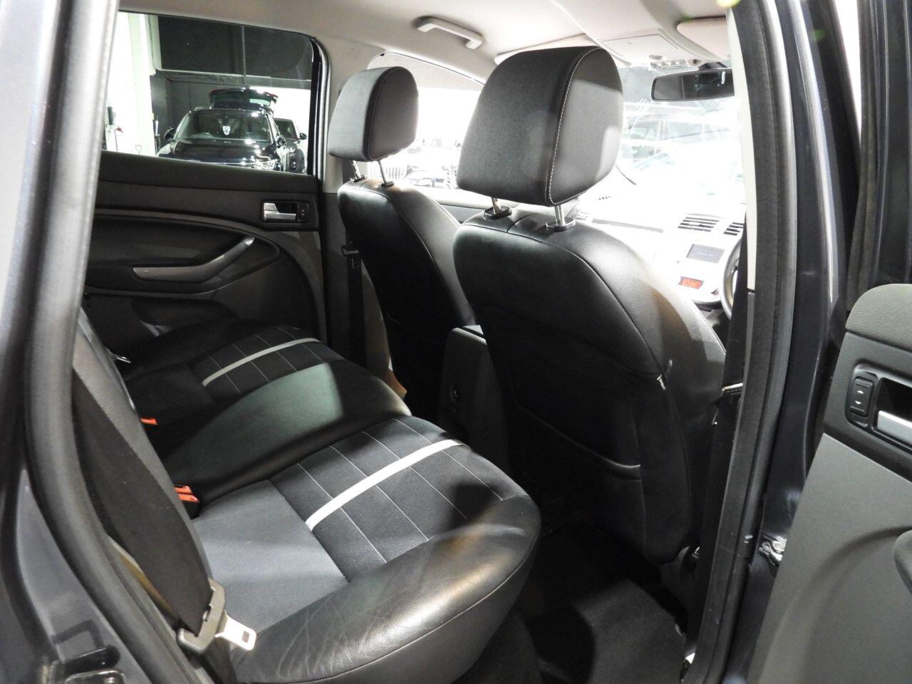 Ford Kuga view 27