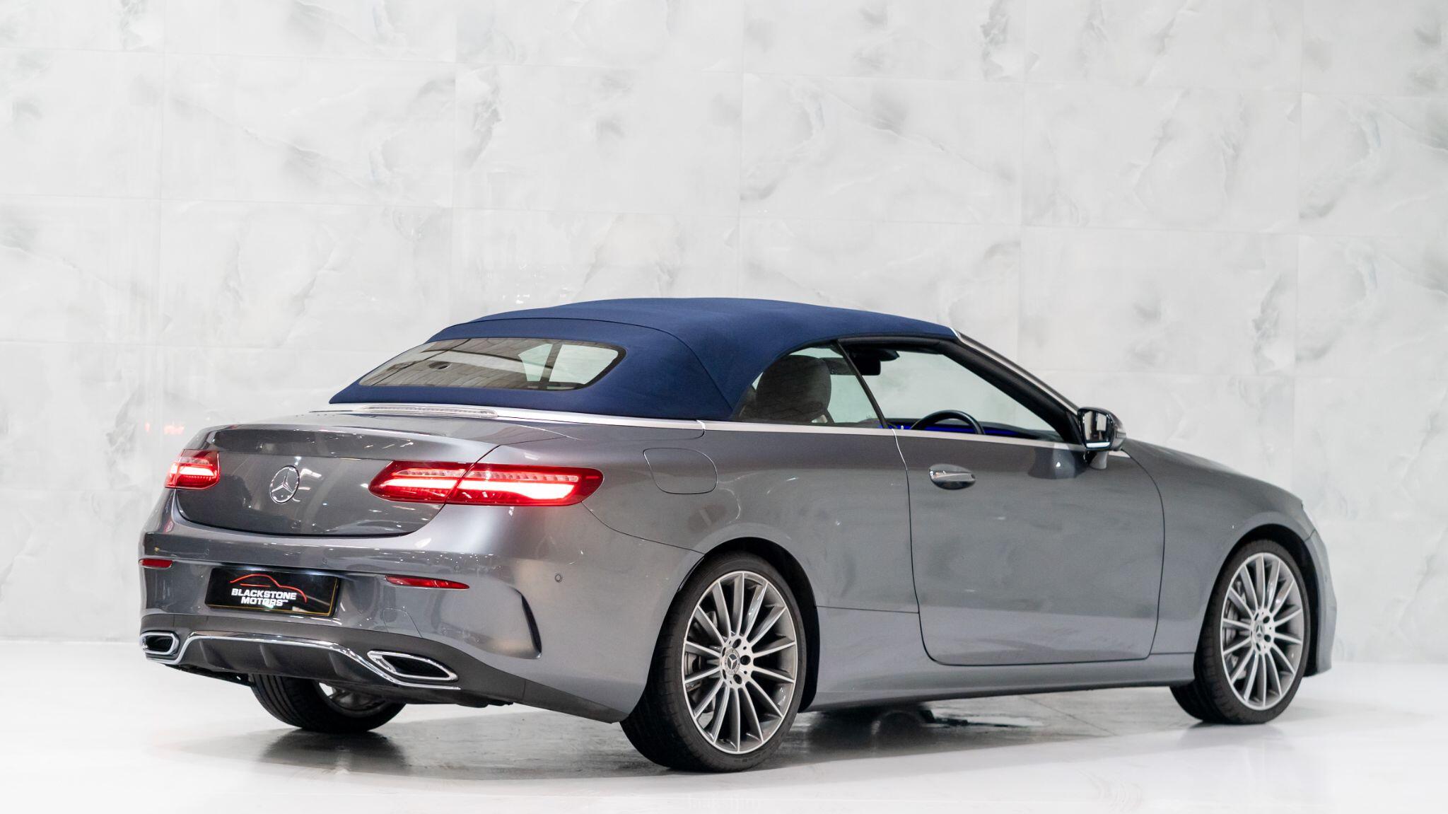 Mercedes-Benz E-Class view 9