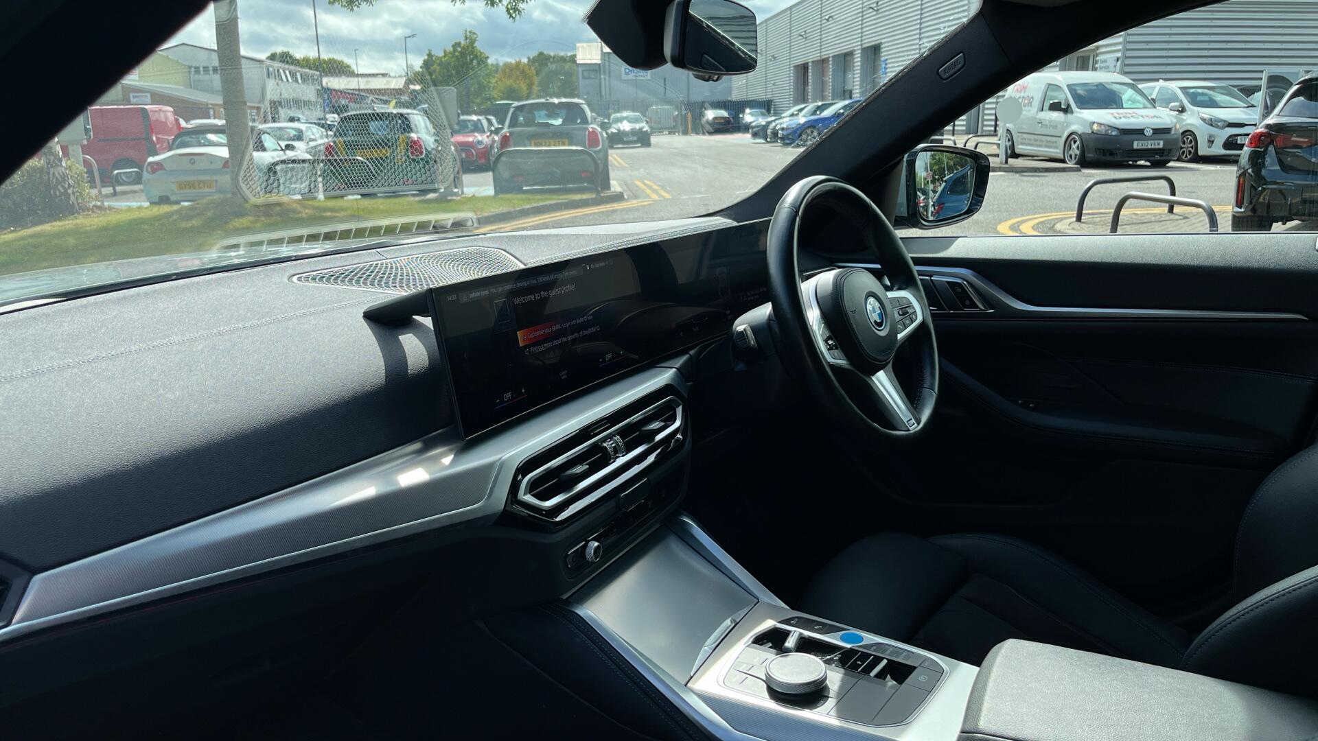 BMW i4 view 7