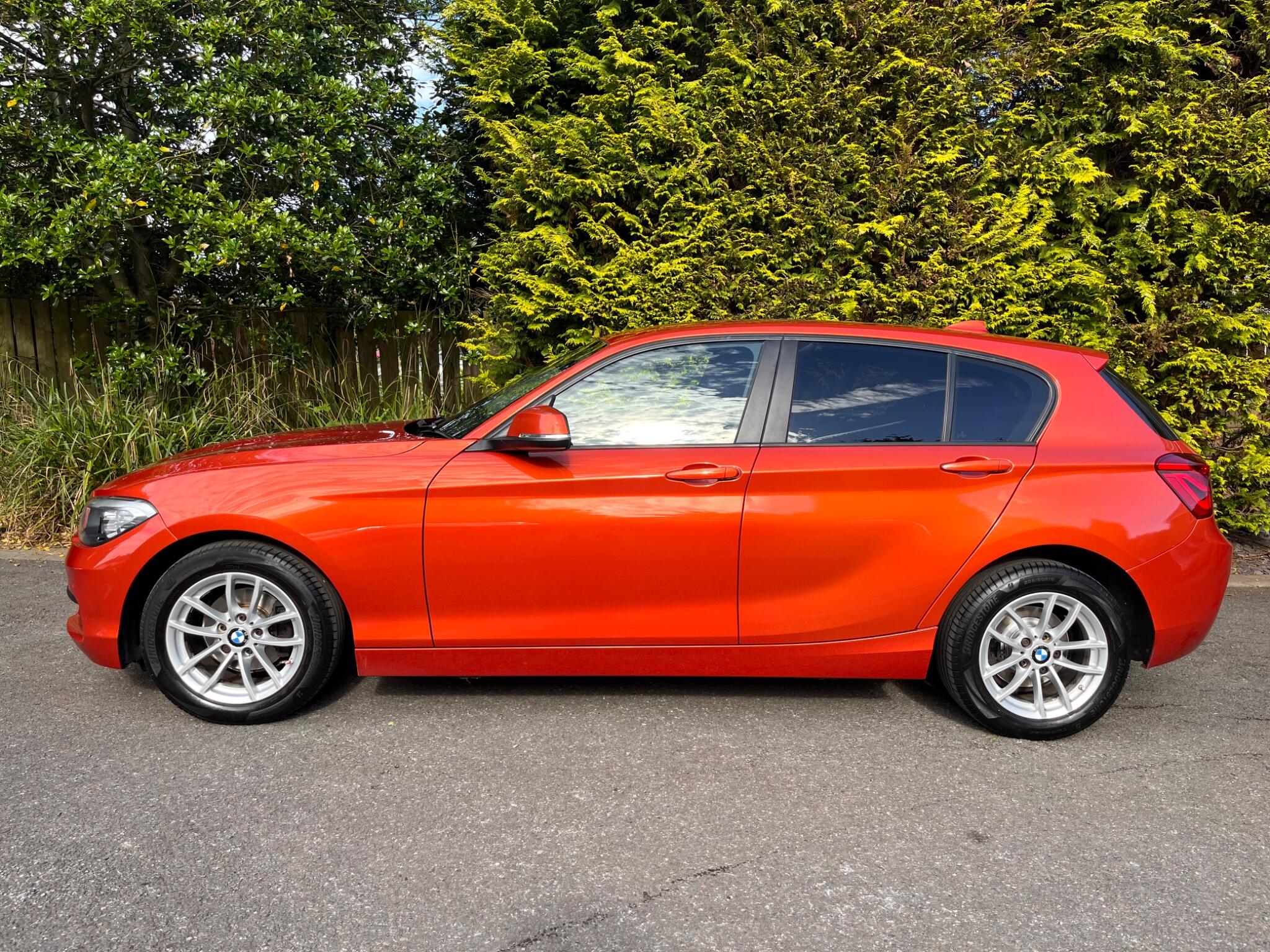 BMW 1 Series view 8