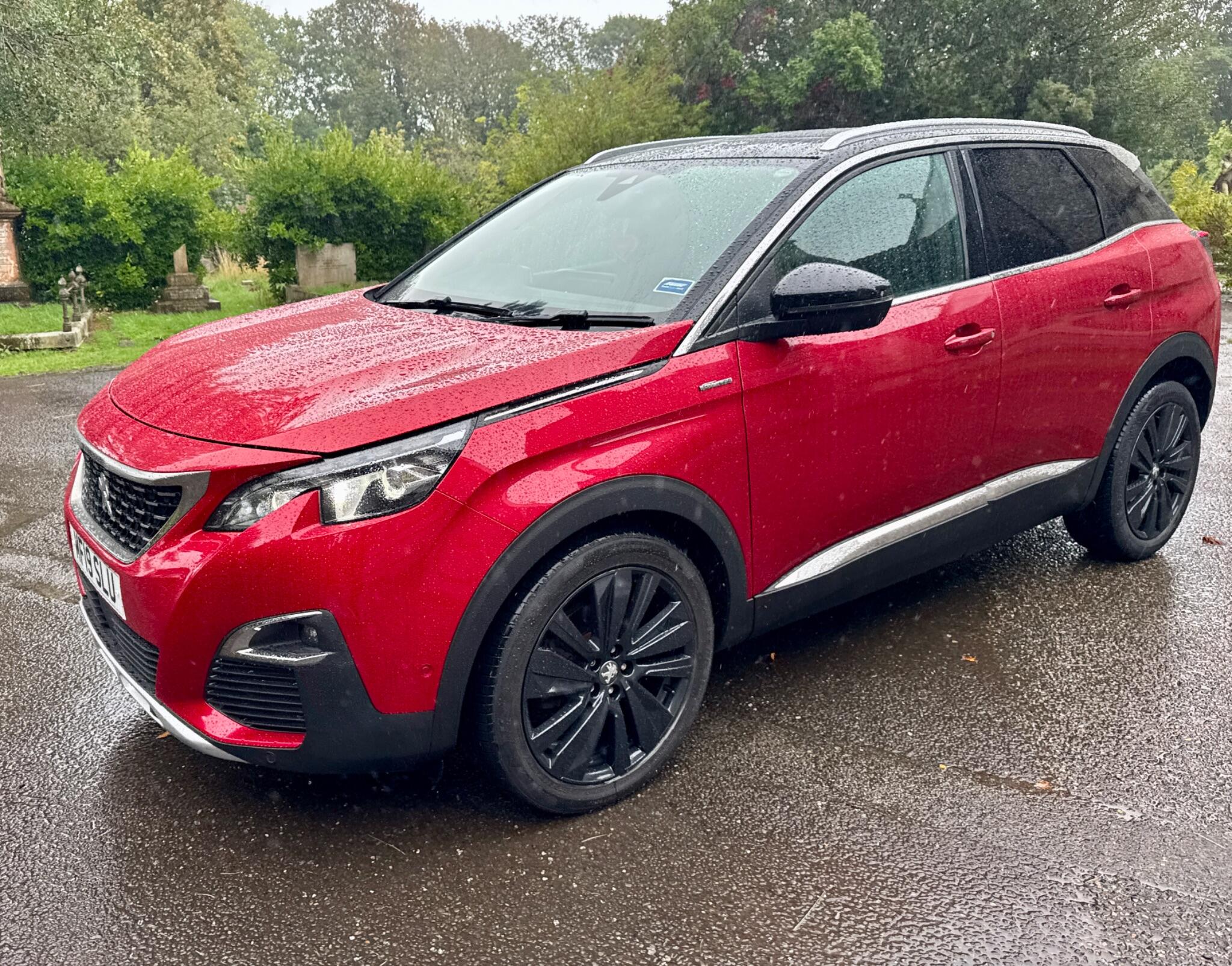 Peugeot 3008 view 3