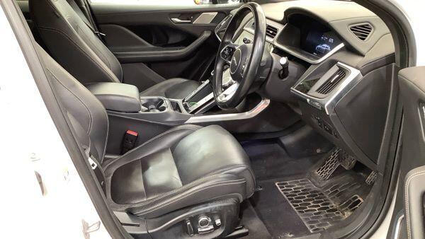 Jaguar I-Pace view 9