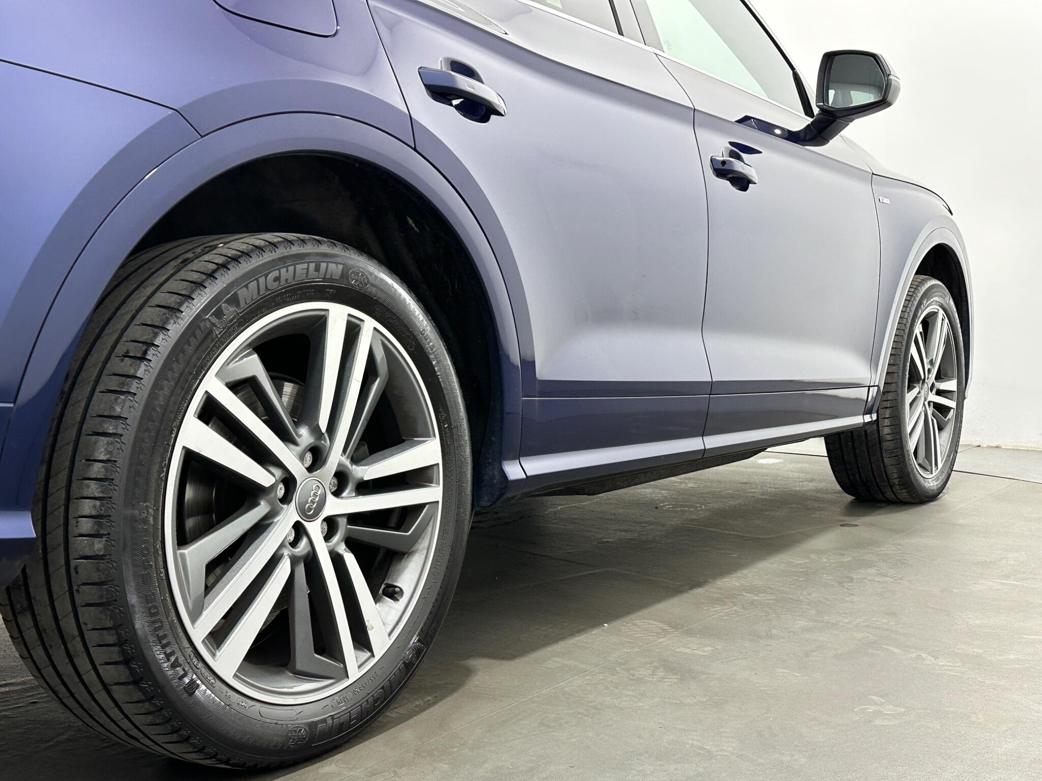 Audi Q5 view 49