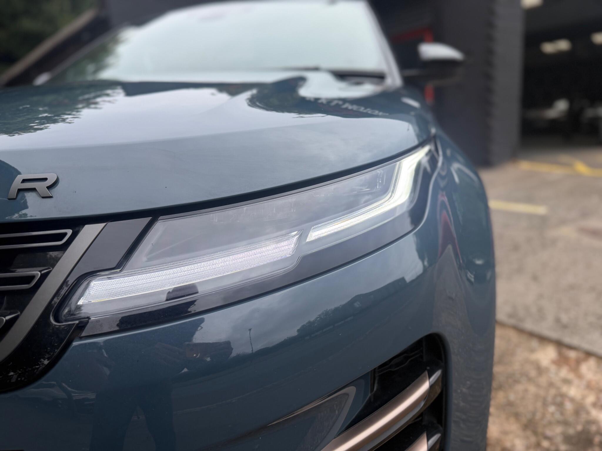 Land Rover Range Rover Evoque view 23