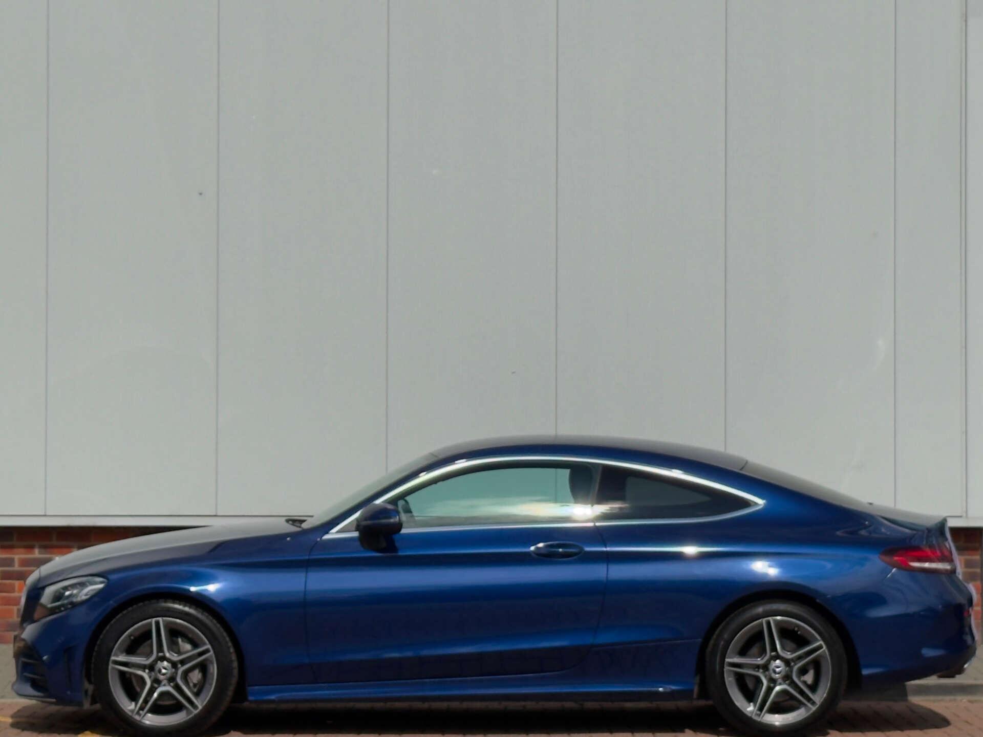 Mercedes-Benz C Class view 7