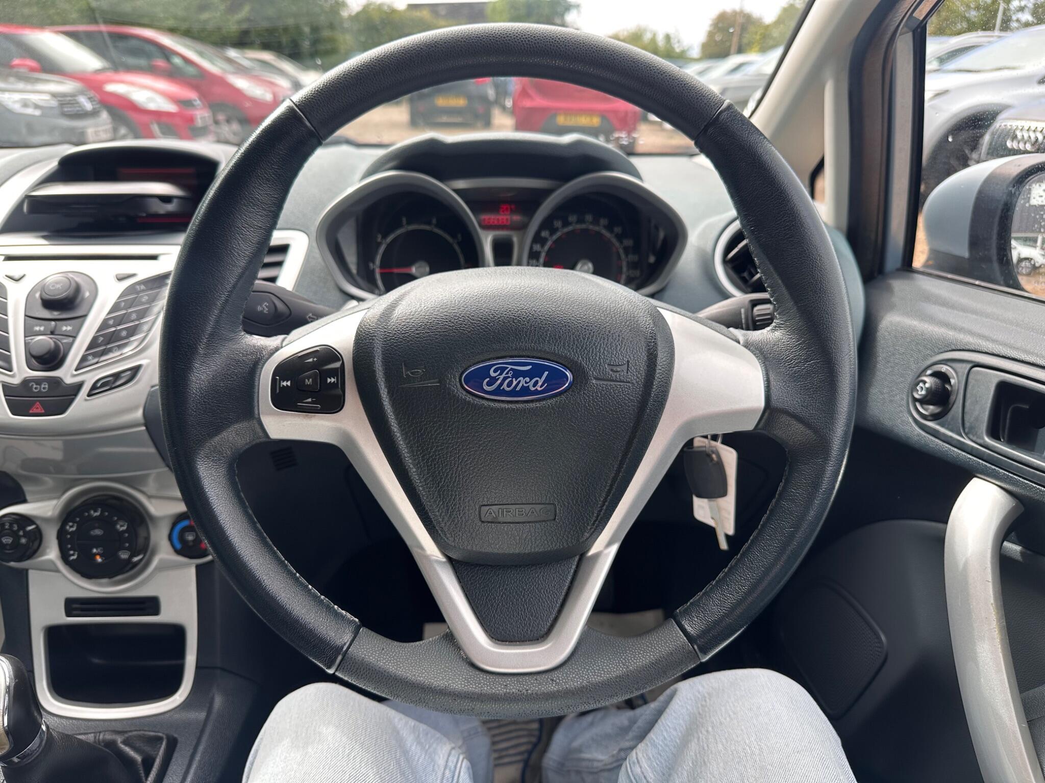 Ford Fiesta view 27