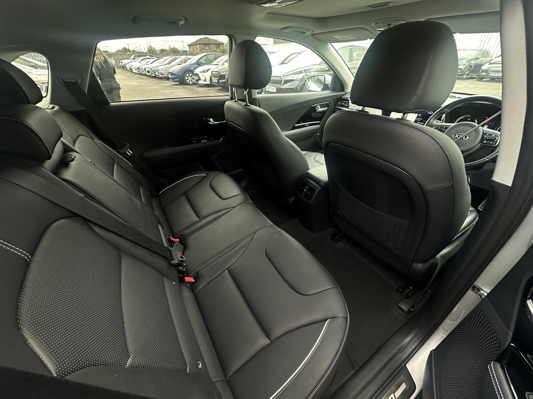 Kia Niro view 39