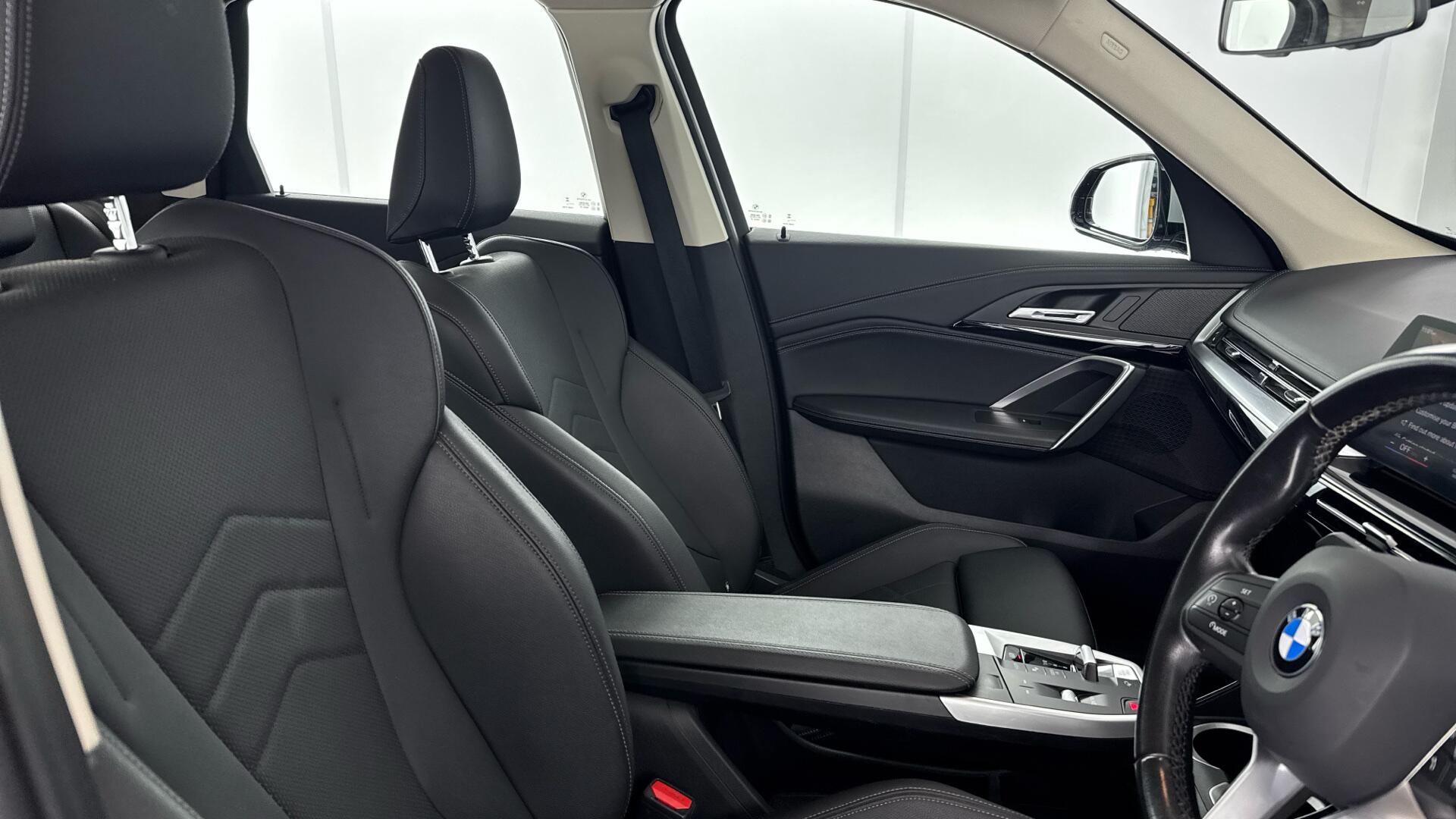 BMW X1 view 16