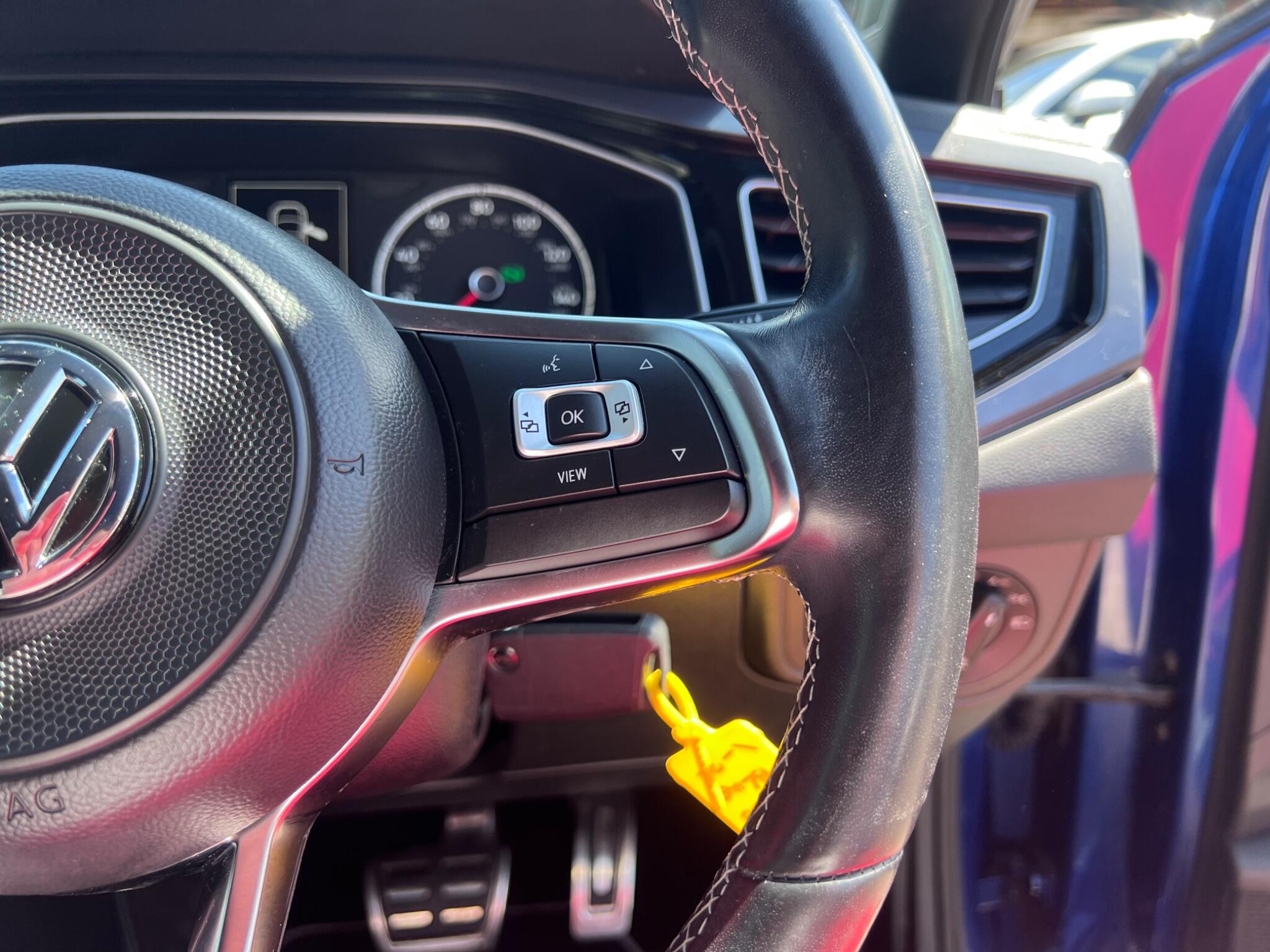 Volkswagen Polo view 26