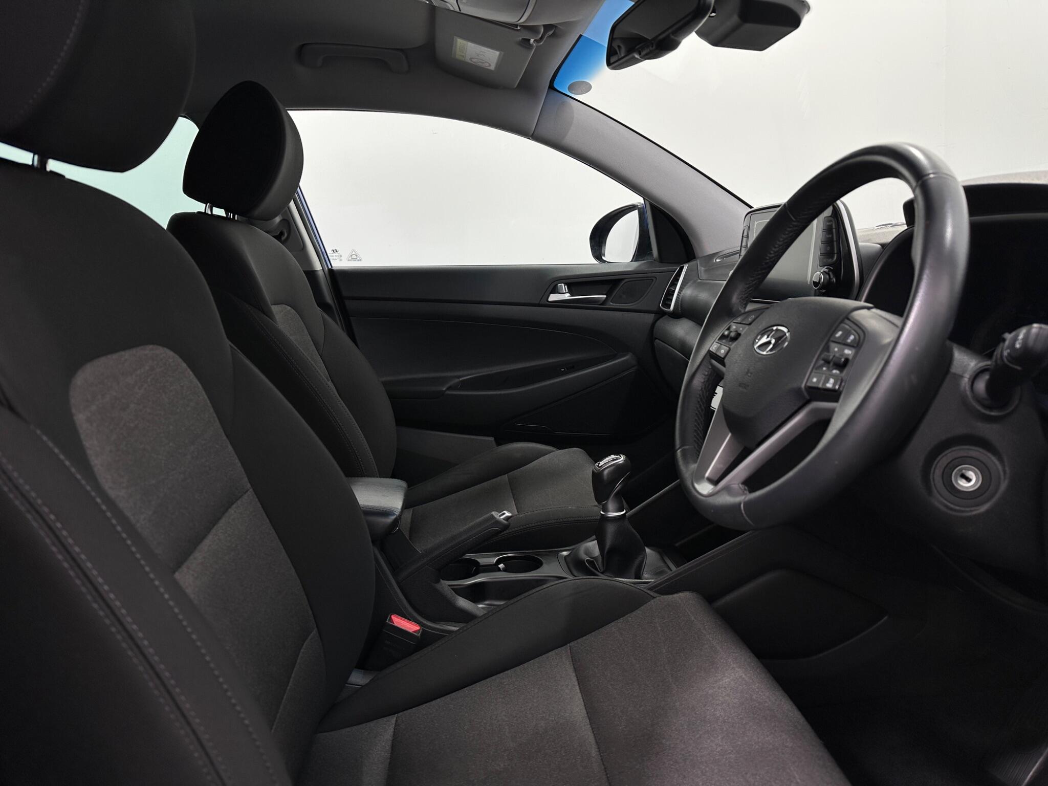 Hyundai Tucson view 32