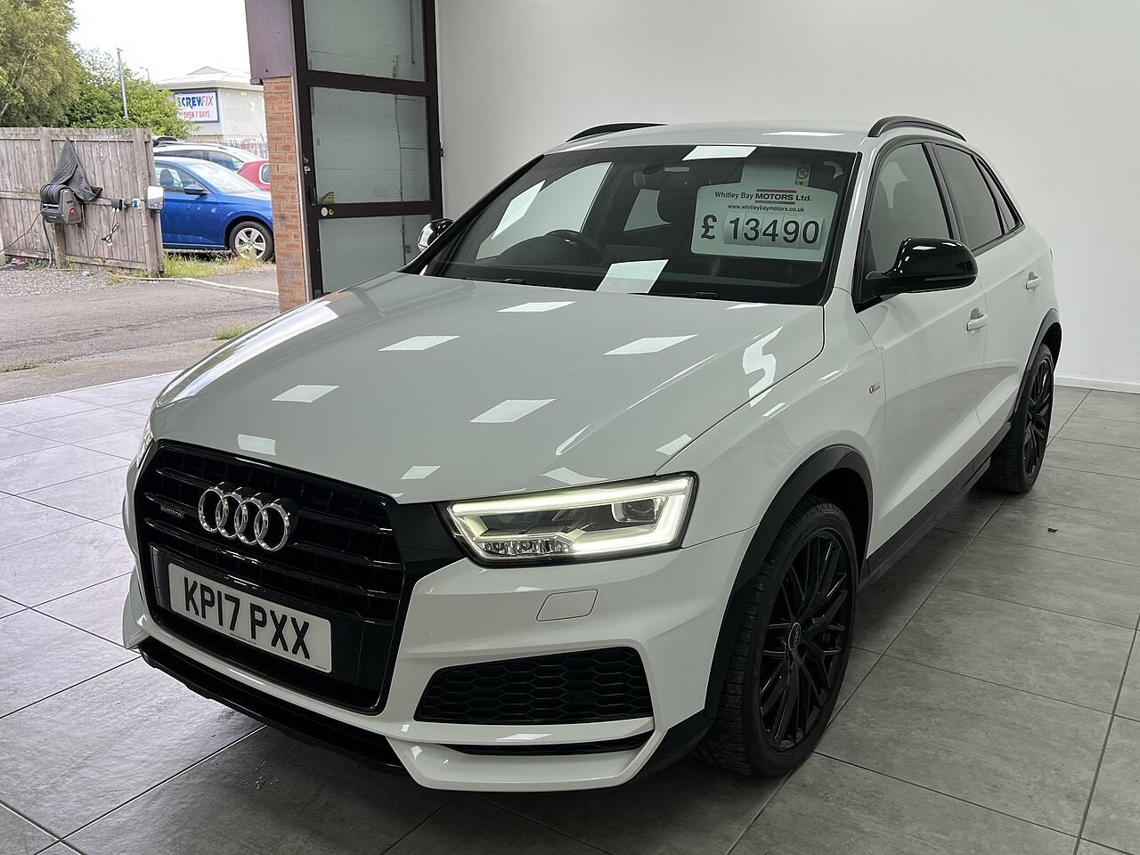 Audi Q3 view 6