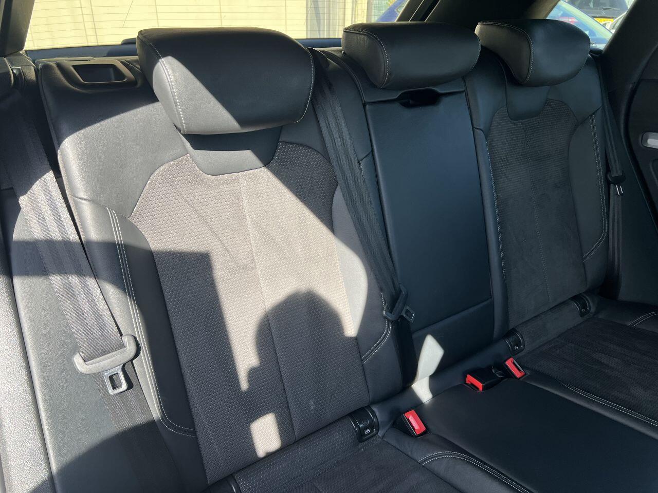 Audi Q5 view 21