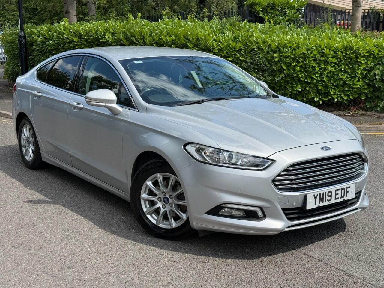 Ford Mondeo main image