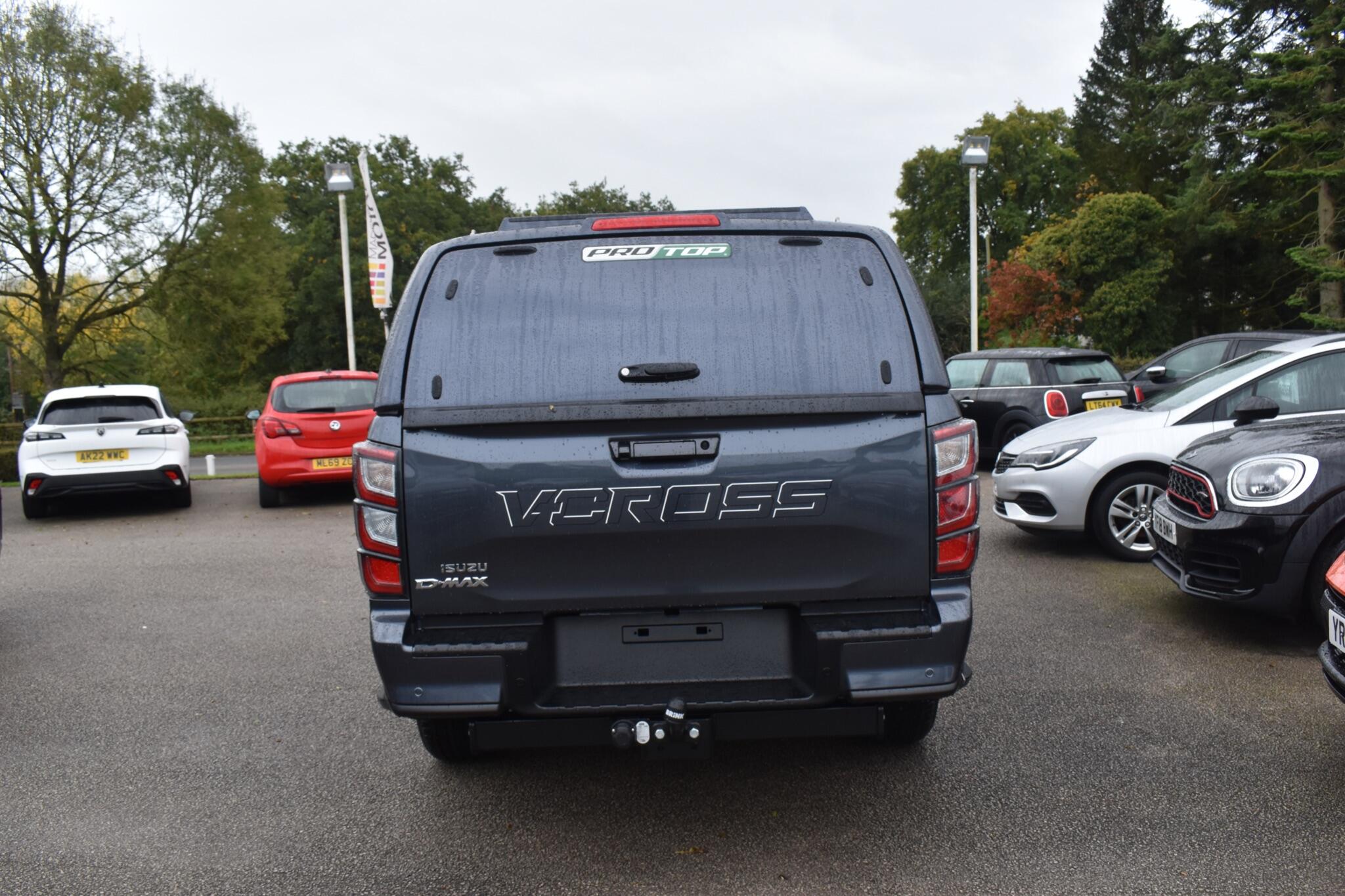 D-Max - 1.9 TD V-Cross Auto 4WD Euro 6 (s/s) 4dr - Image 11