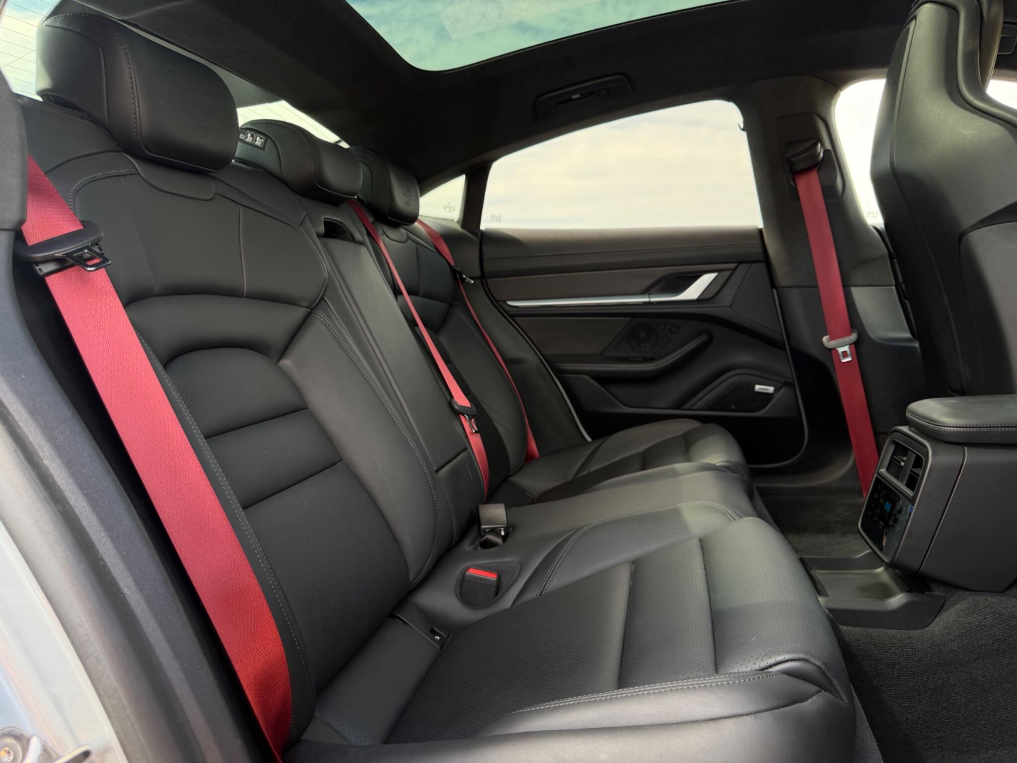 Porsche Taycan view 31