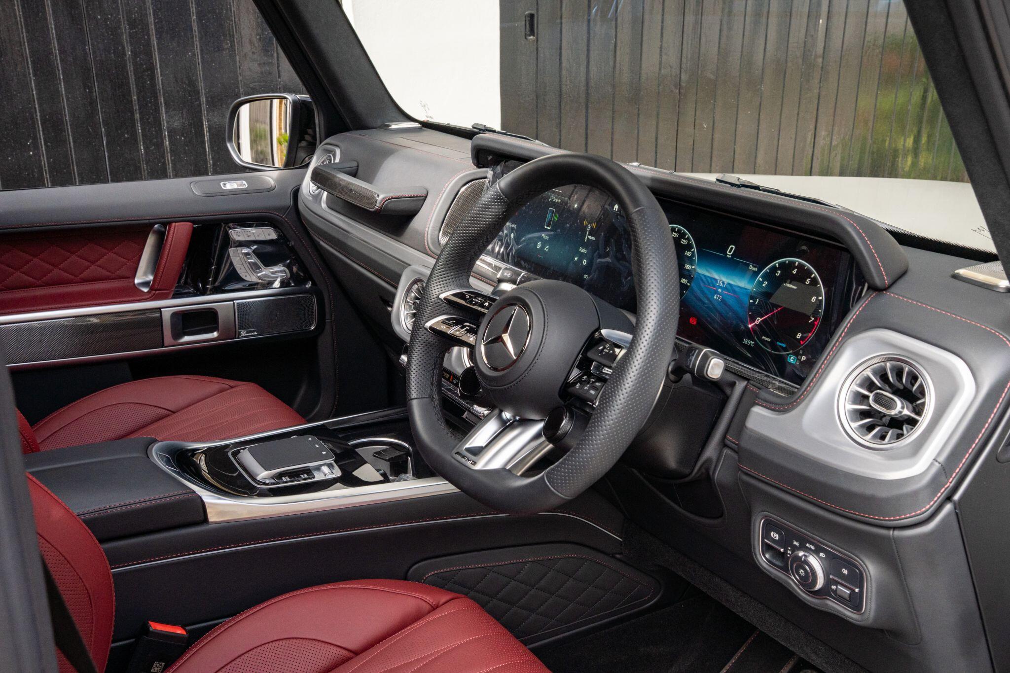 Mercedes-Benz G-Class view 17