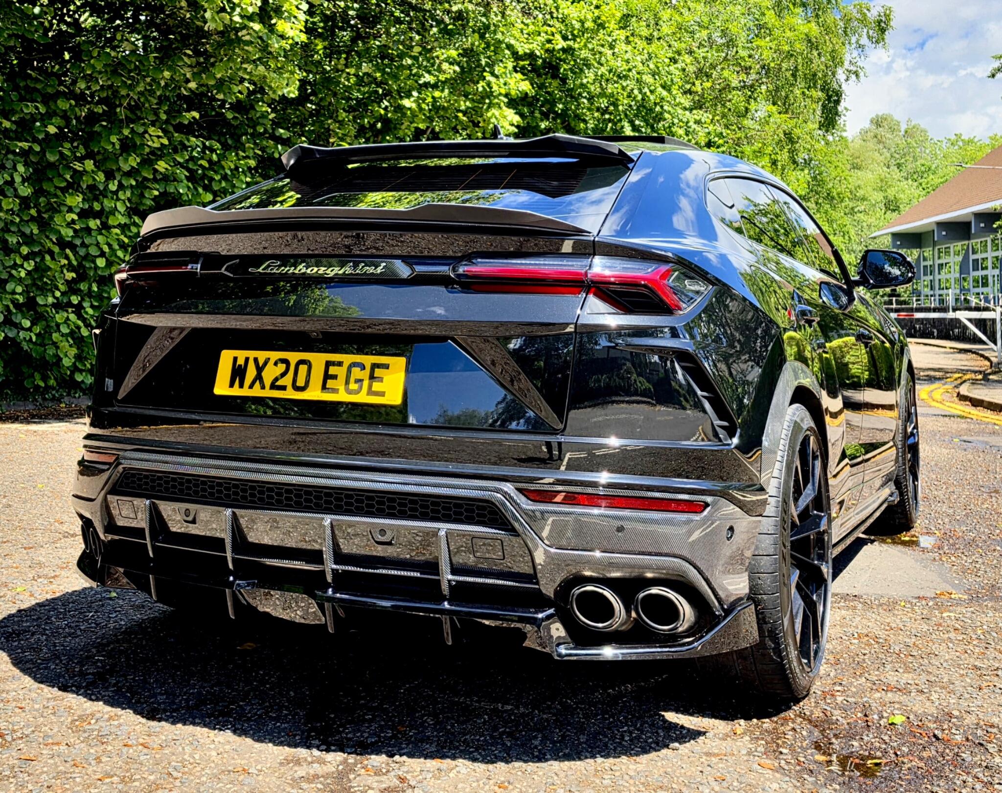 Lamborghini Urus view 22