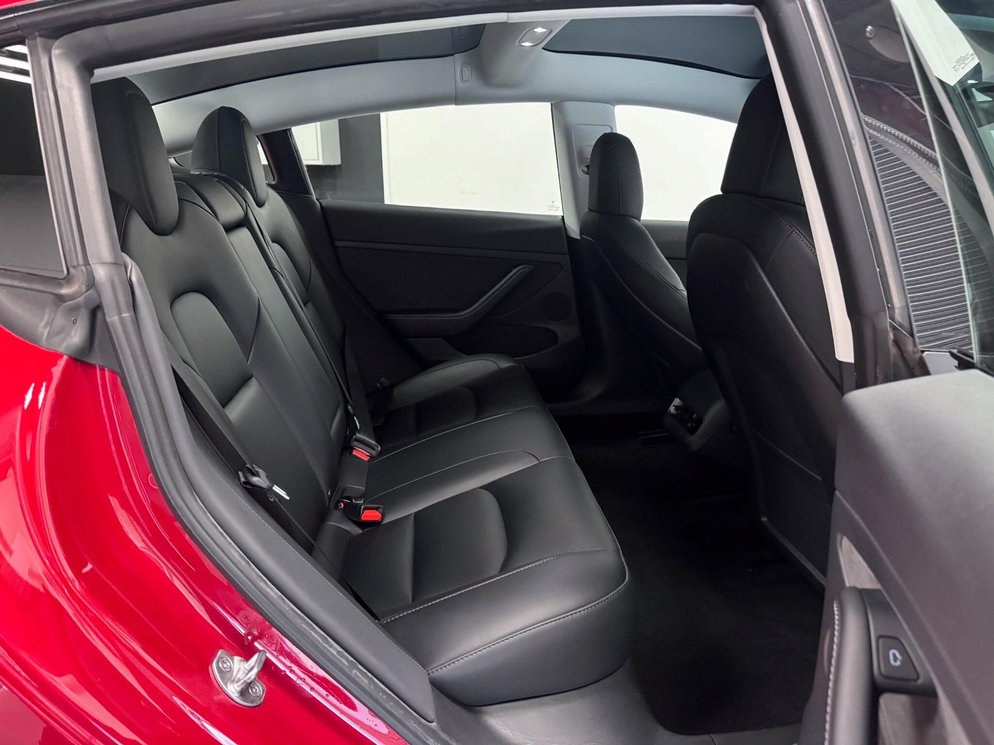 Tesla Model 3 view 16