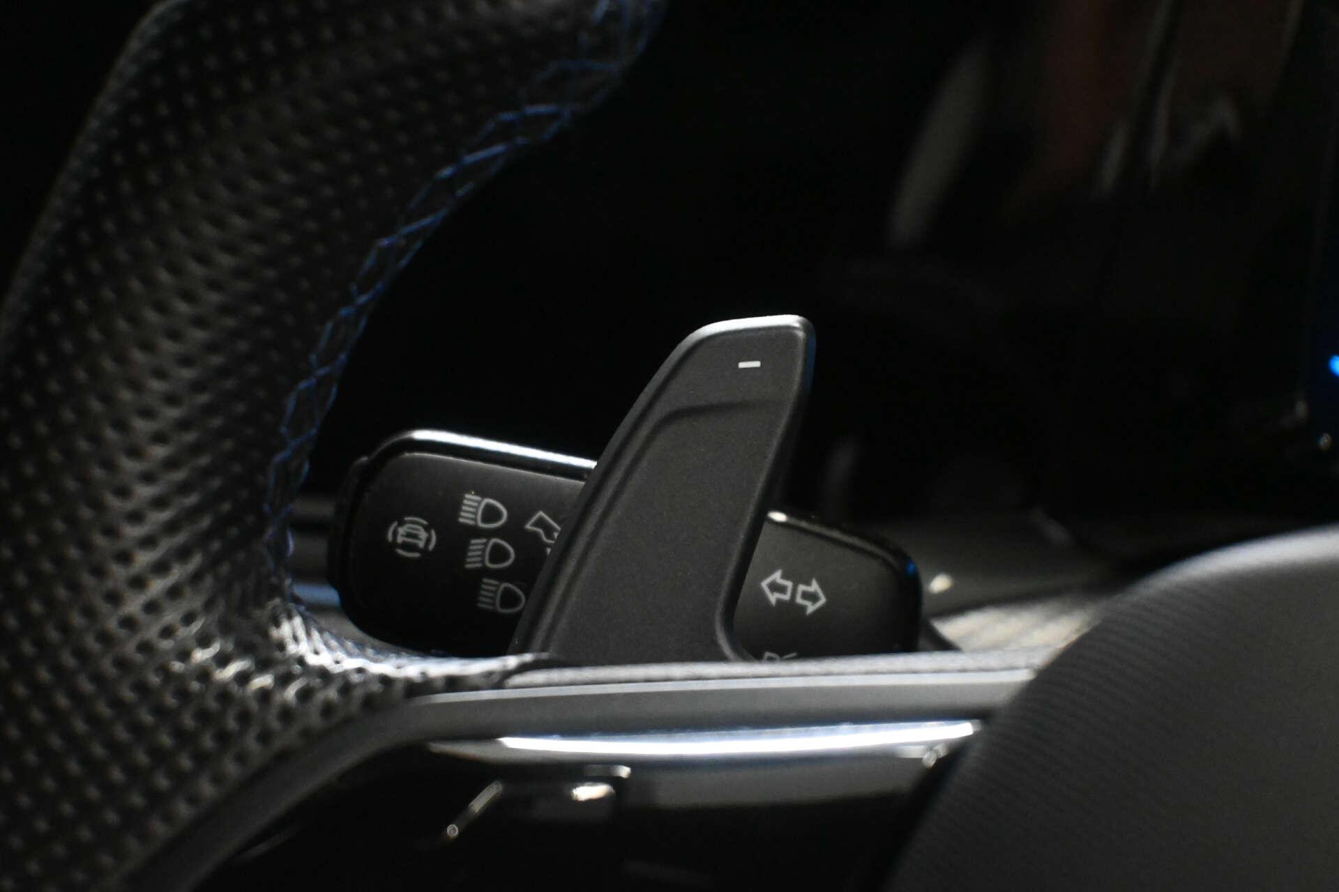 Volkswagen Golf view 64