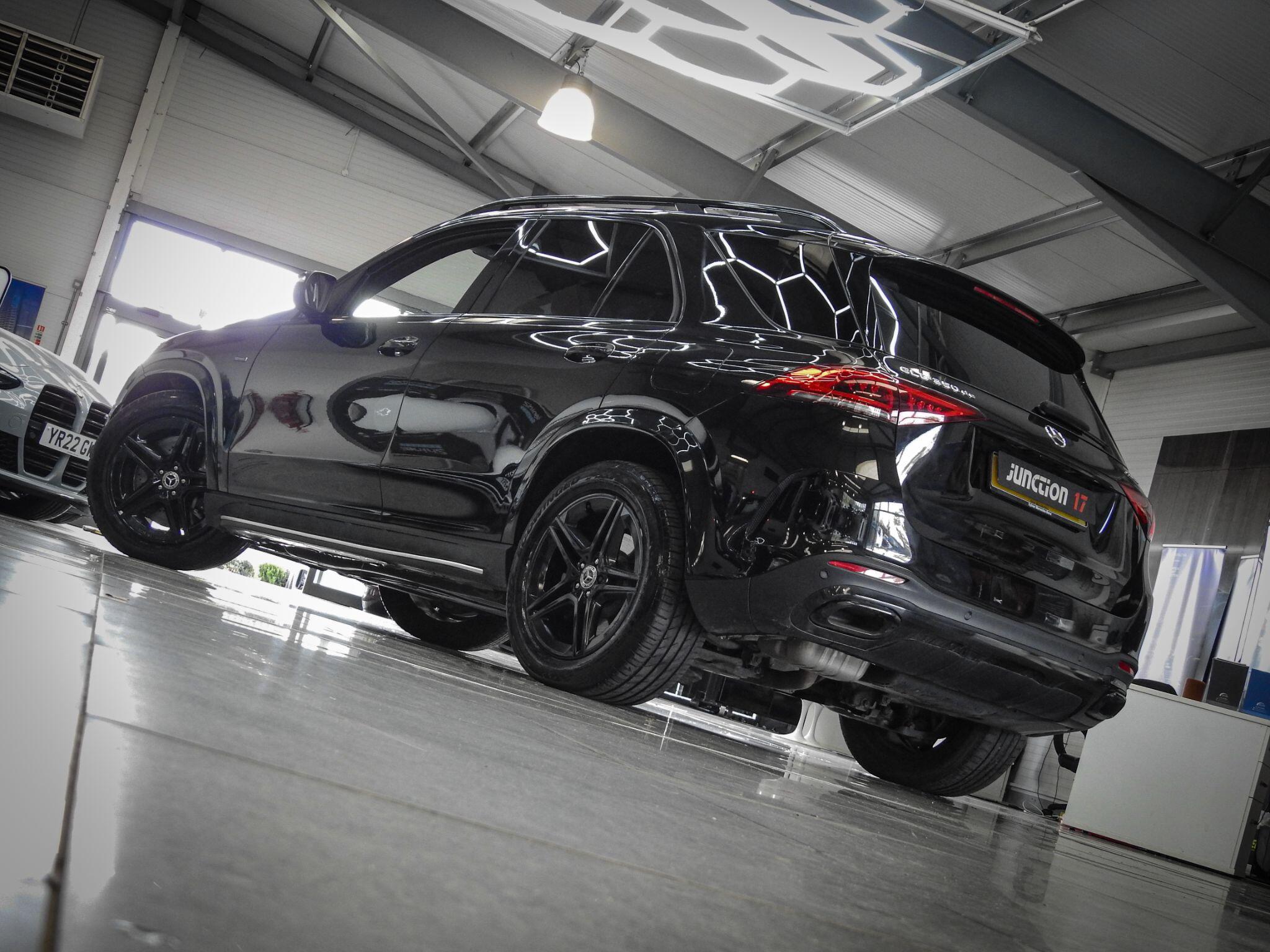 Mercedes-Benz Gle view 4
