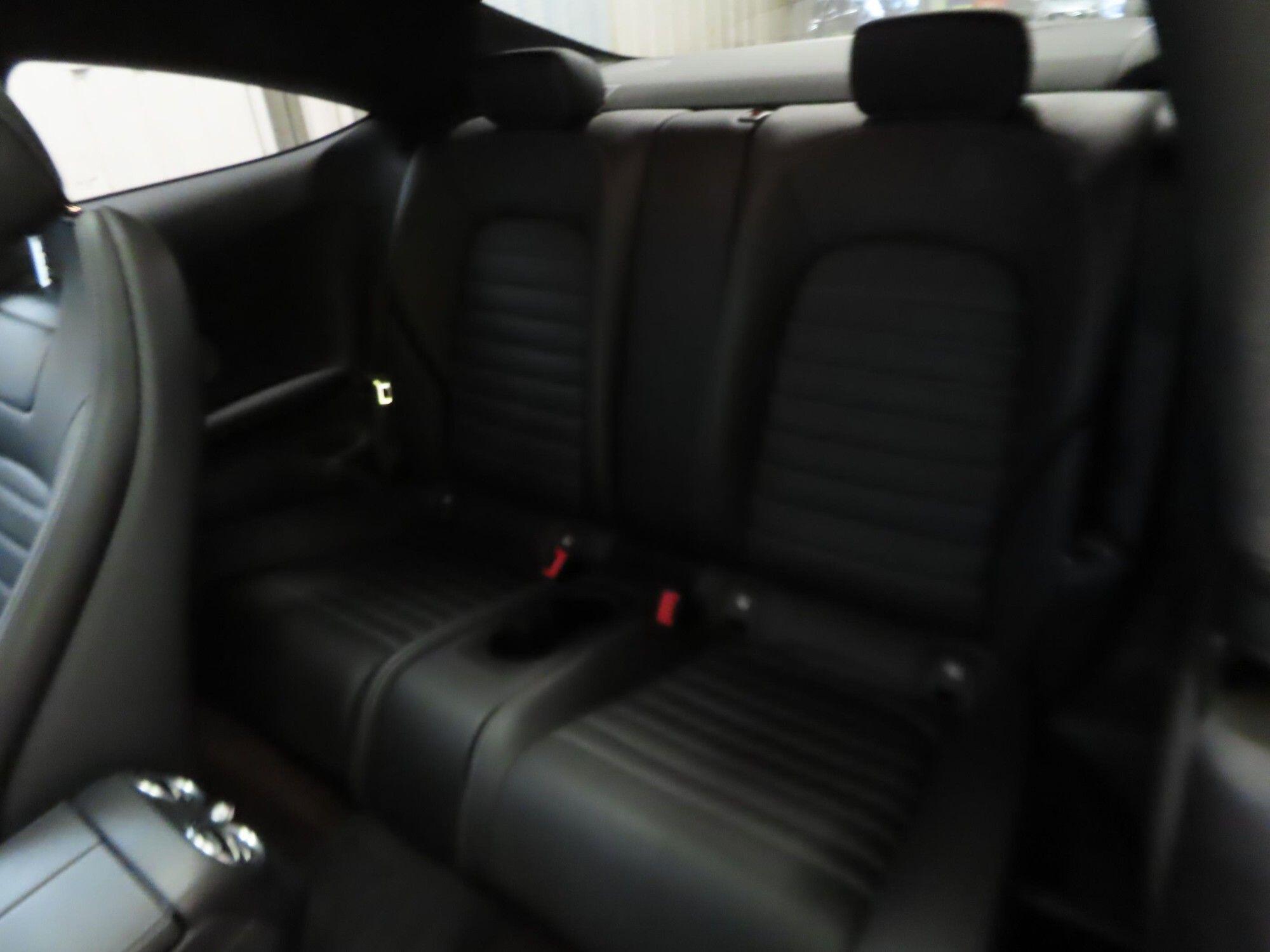 Mercedes-Benz C-Class view 8