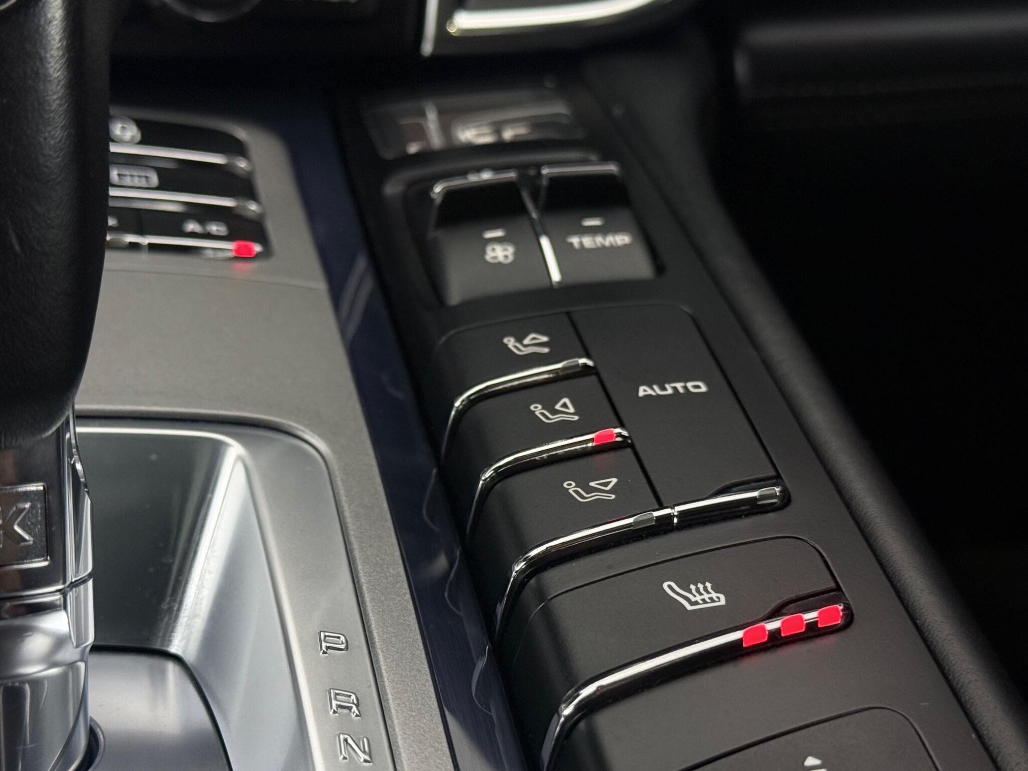 Porsche Panamera view 50