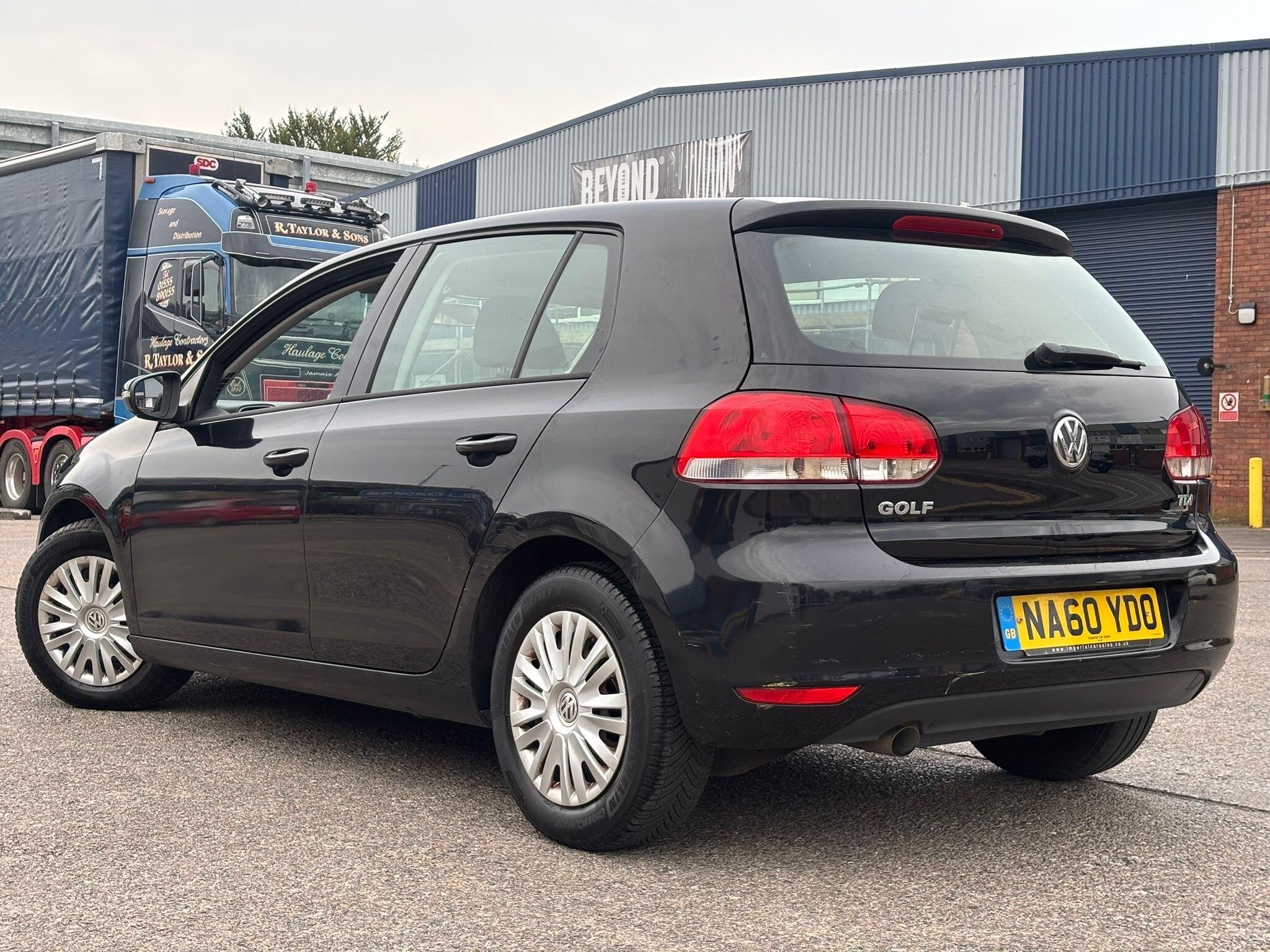 Volkswagen Golf view 11