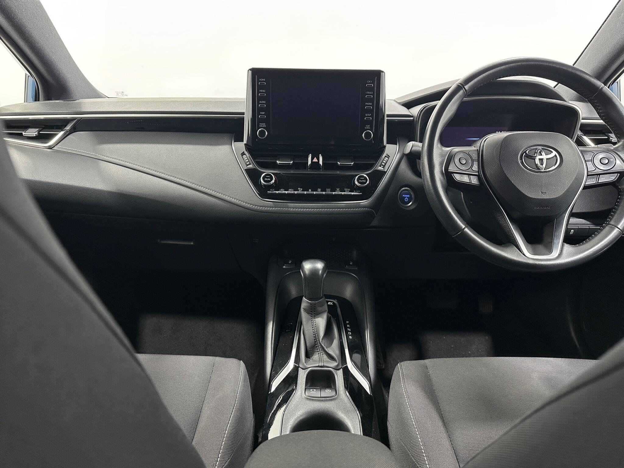 Toyota Corolla view 19